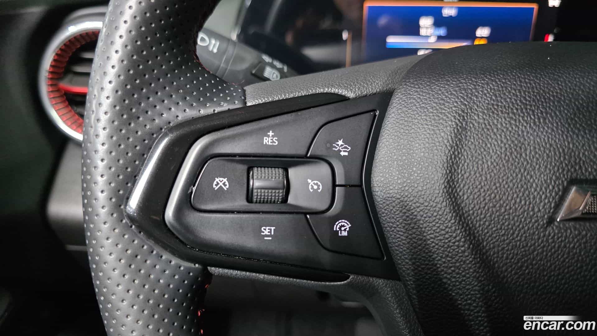 Trax Chevrolet 2023.5-OPTION-041