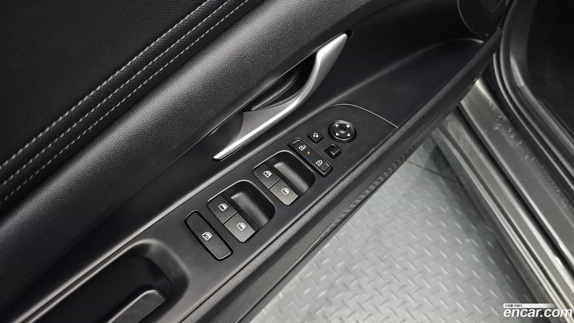 AVANTE Hyundai 2023.3-OPTION-024