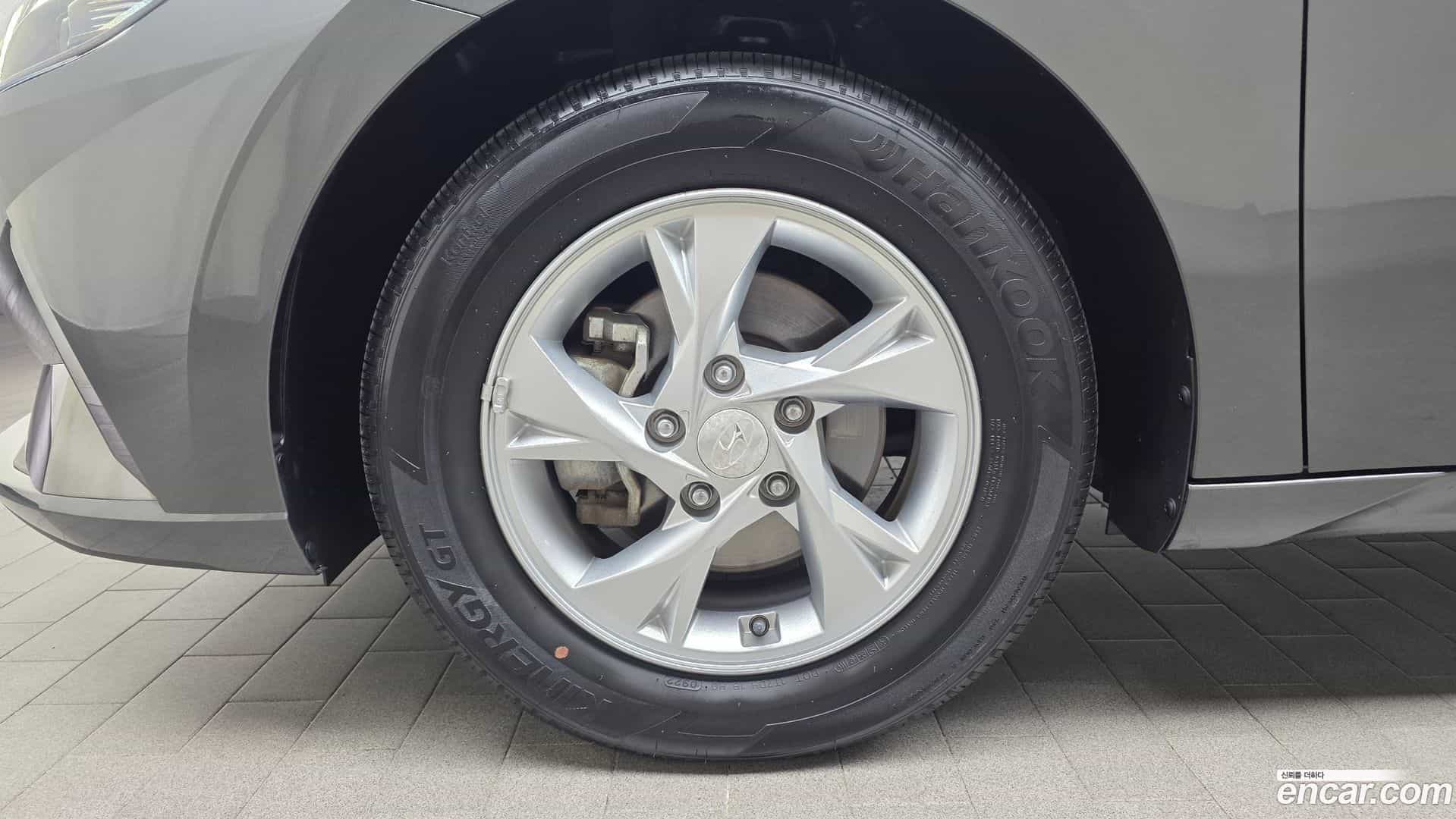 AVANTE Hyundai 2022.5-OUTER-005