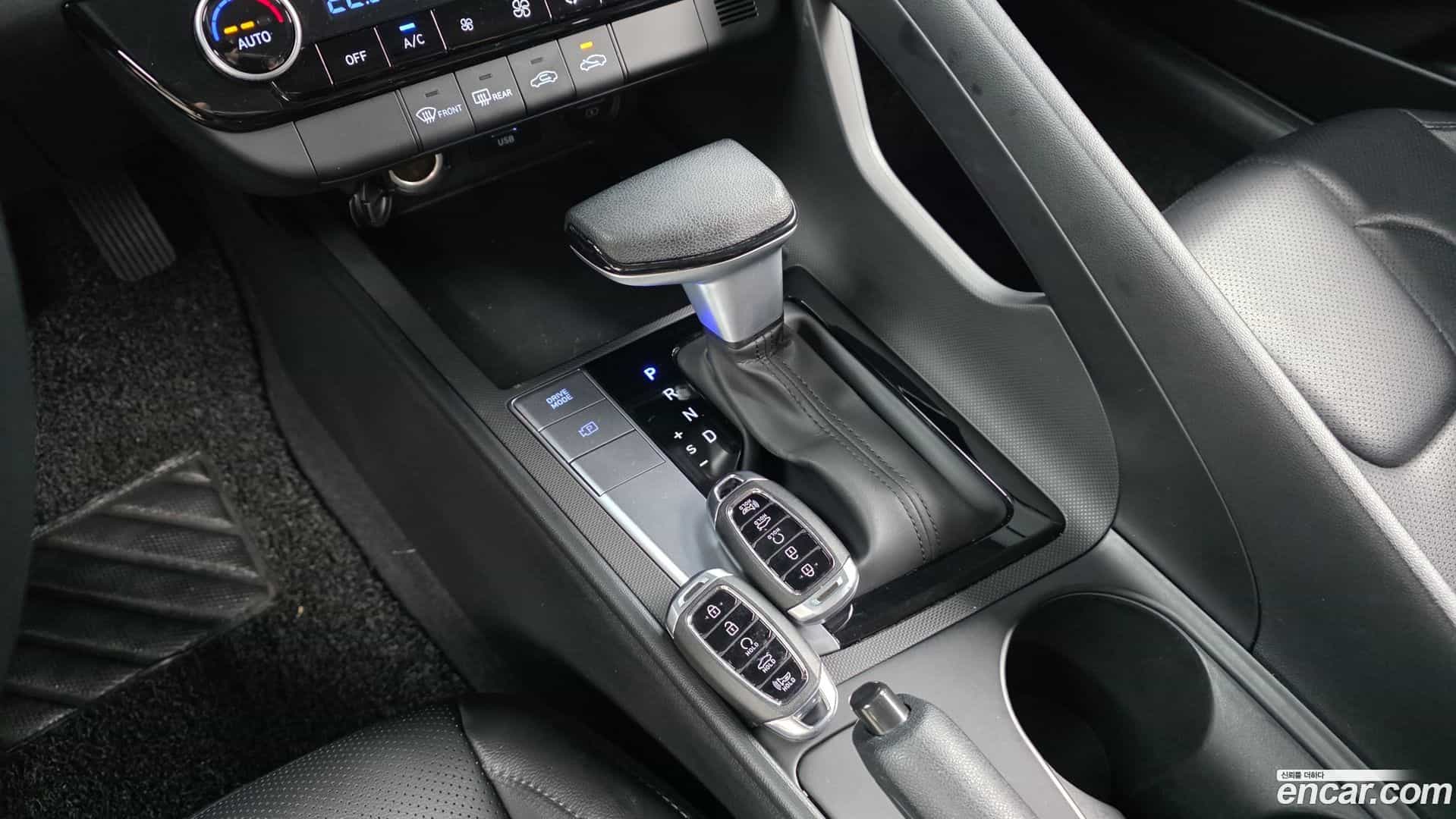 AVANTE Hyundai 2022.5-INNER-009