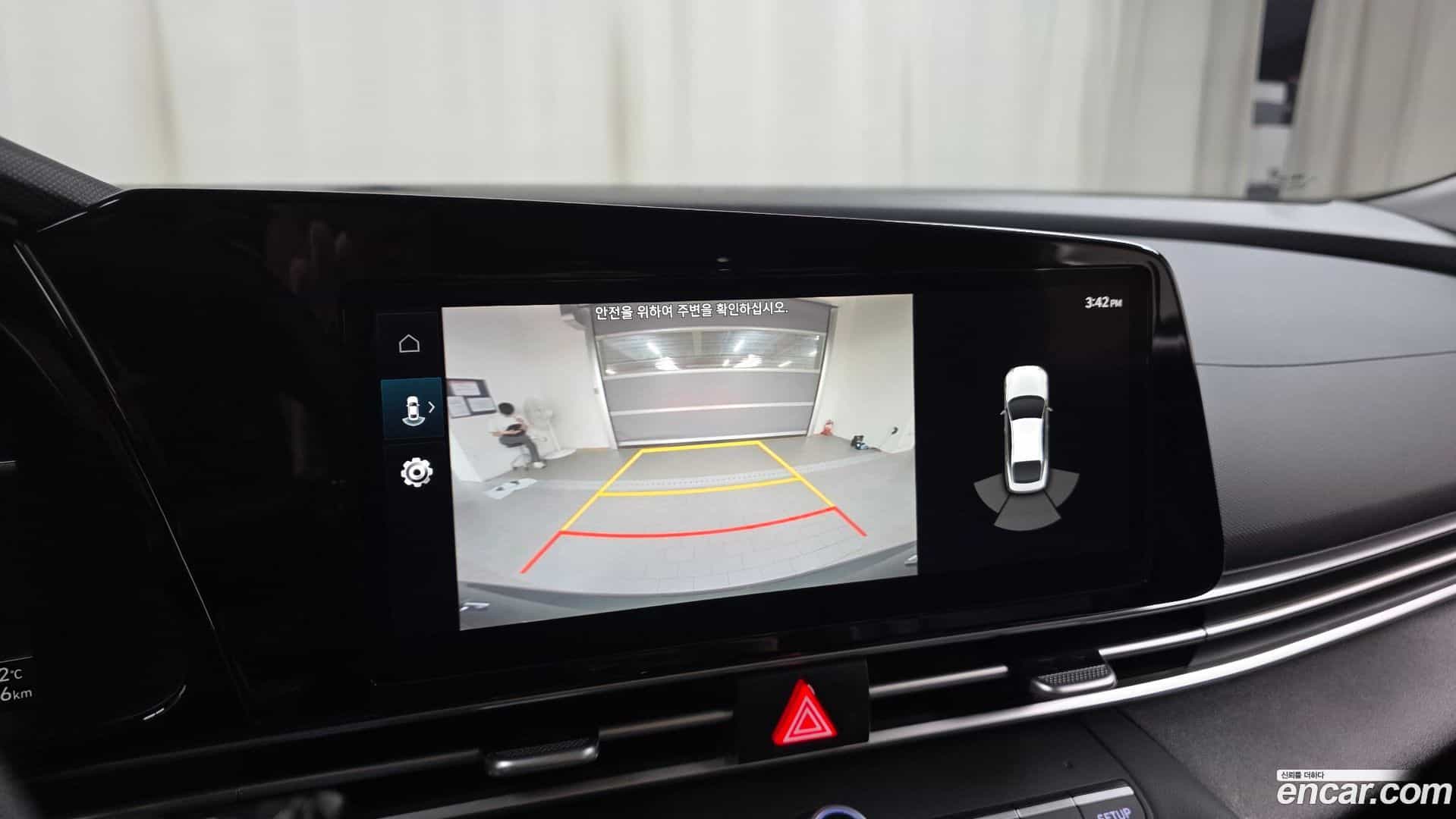 AVANTE Hyundai 2022.5-OPTION-019