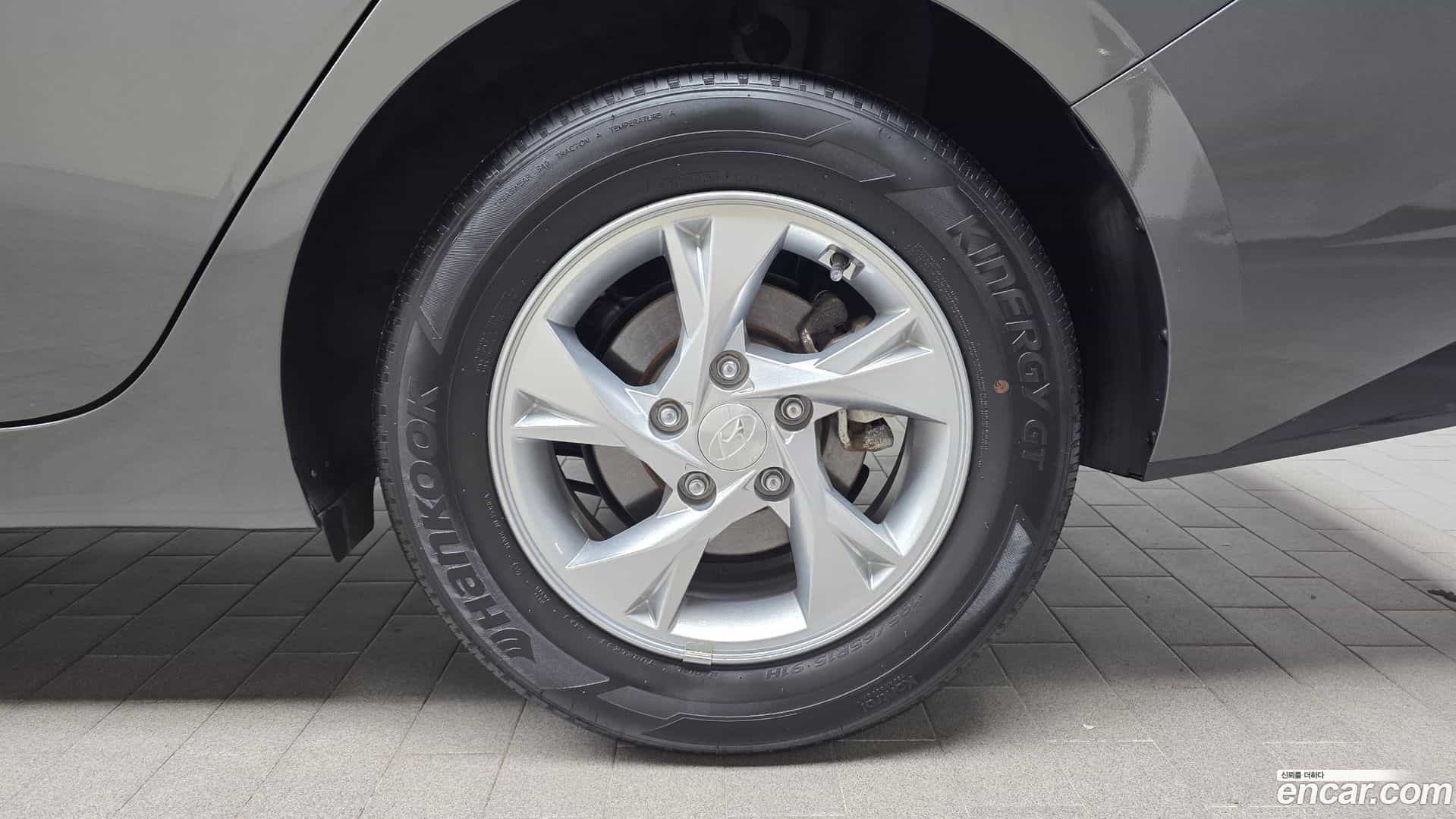 AVANTE Hyundai 2022.5-OUTER-031