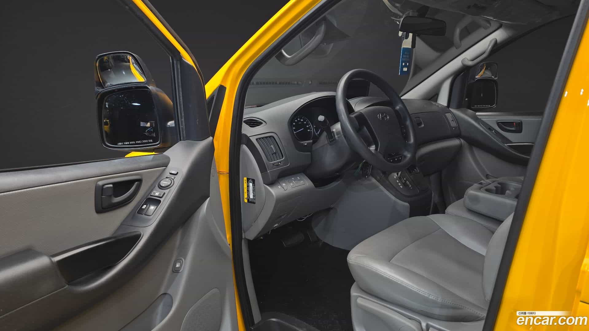 Starex Hyundai 2018.8-INNER-010