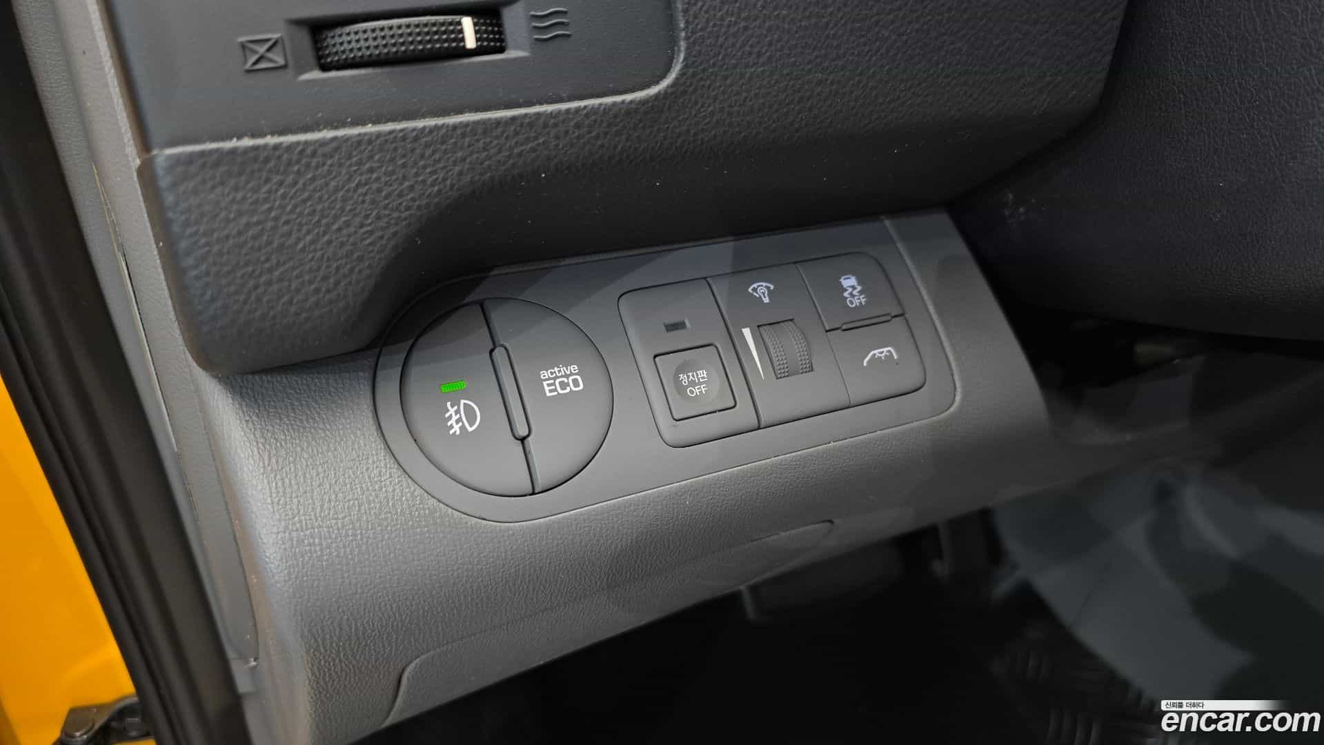 Starex Hyundai 2018.8-OPTION-021
