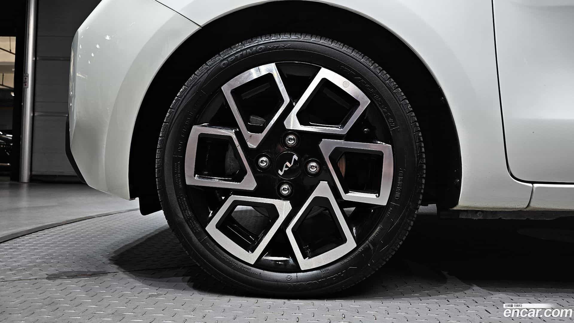 RAY Kia 2023.0-OUTER-005