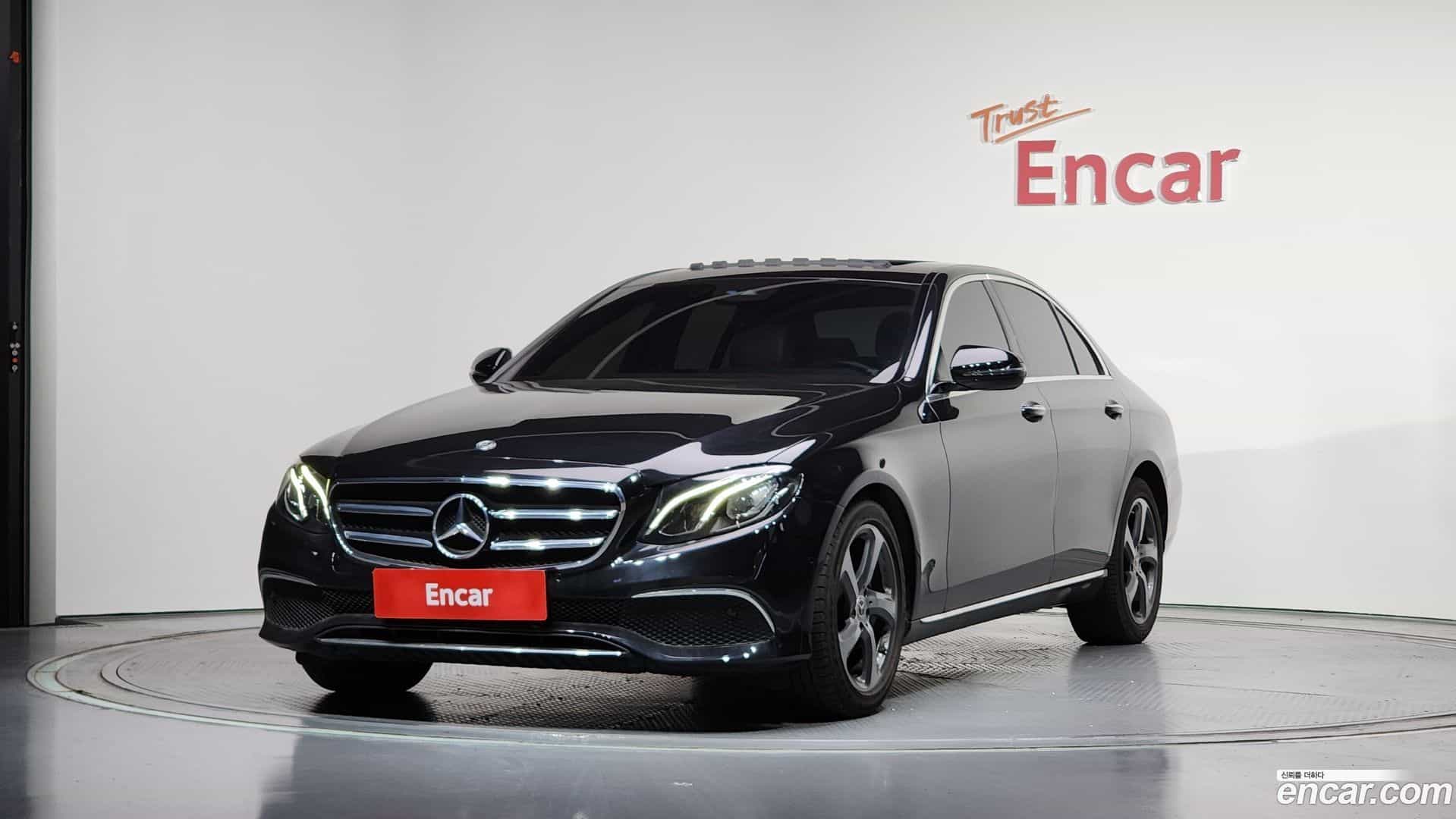 E-Class Mercedes-Benz 2019.10-OUTER-001