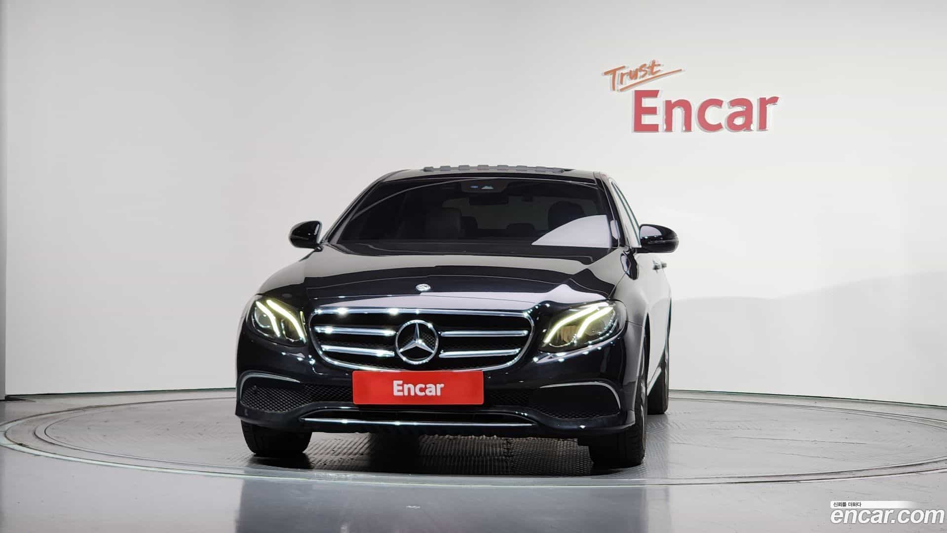 E-Class Mercedes-Benz 2019.10-OUTER-003