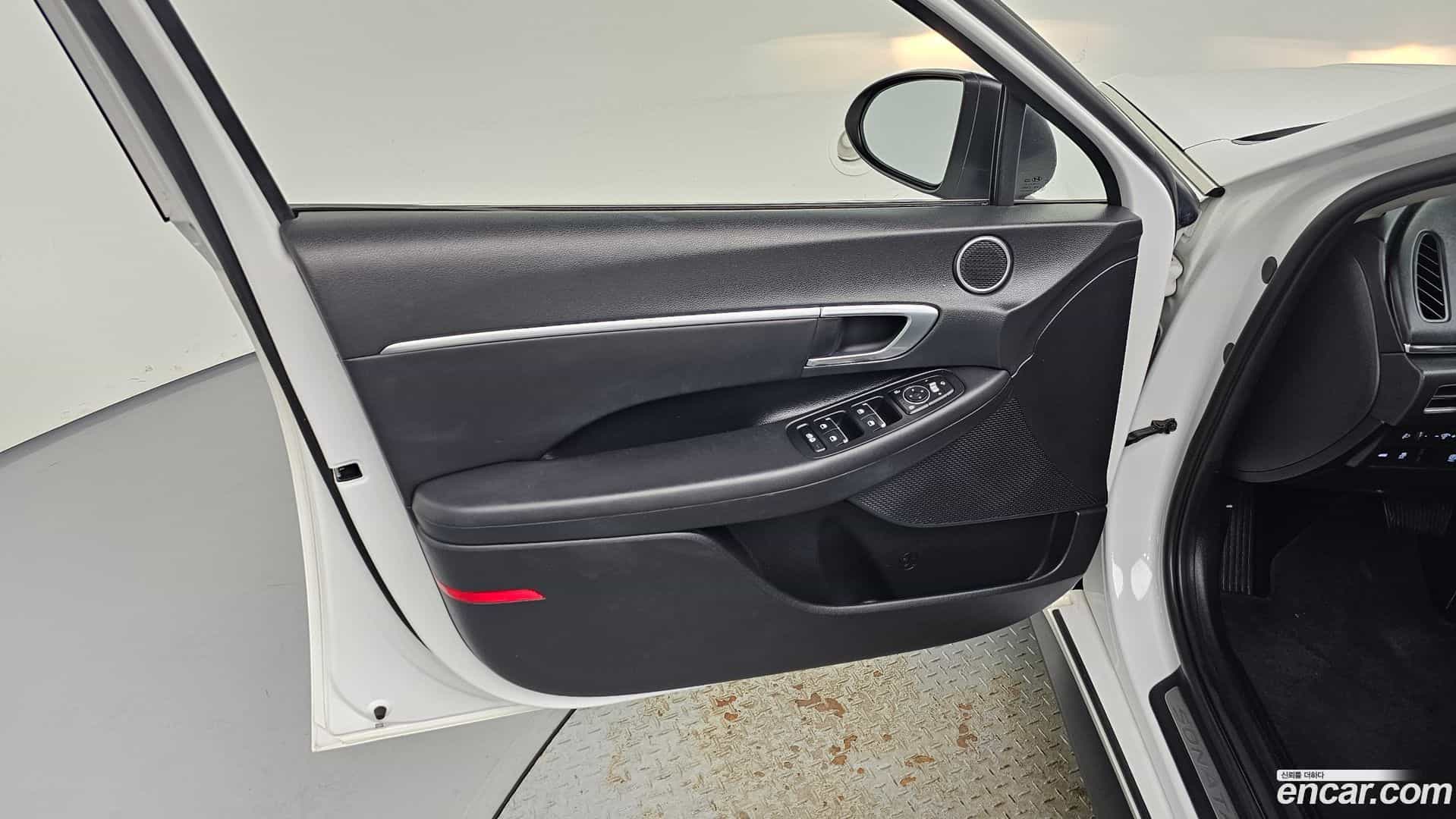 Sonata Hyundai 2021.2-INNER-034