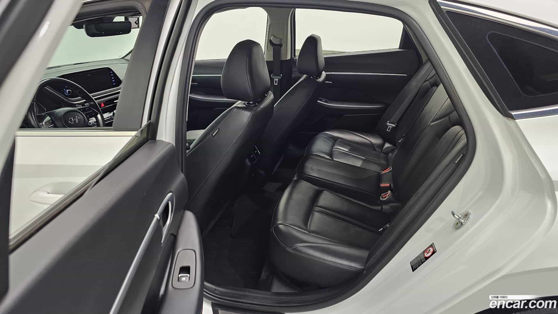 Sonata Hyundai 2021.2-INNER-036