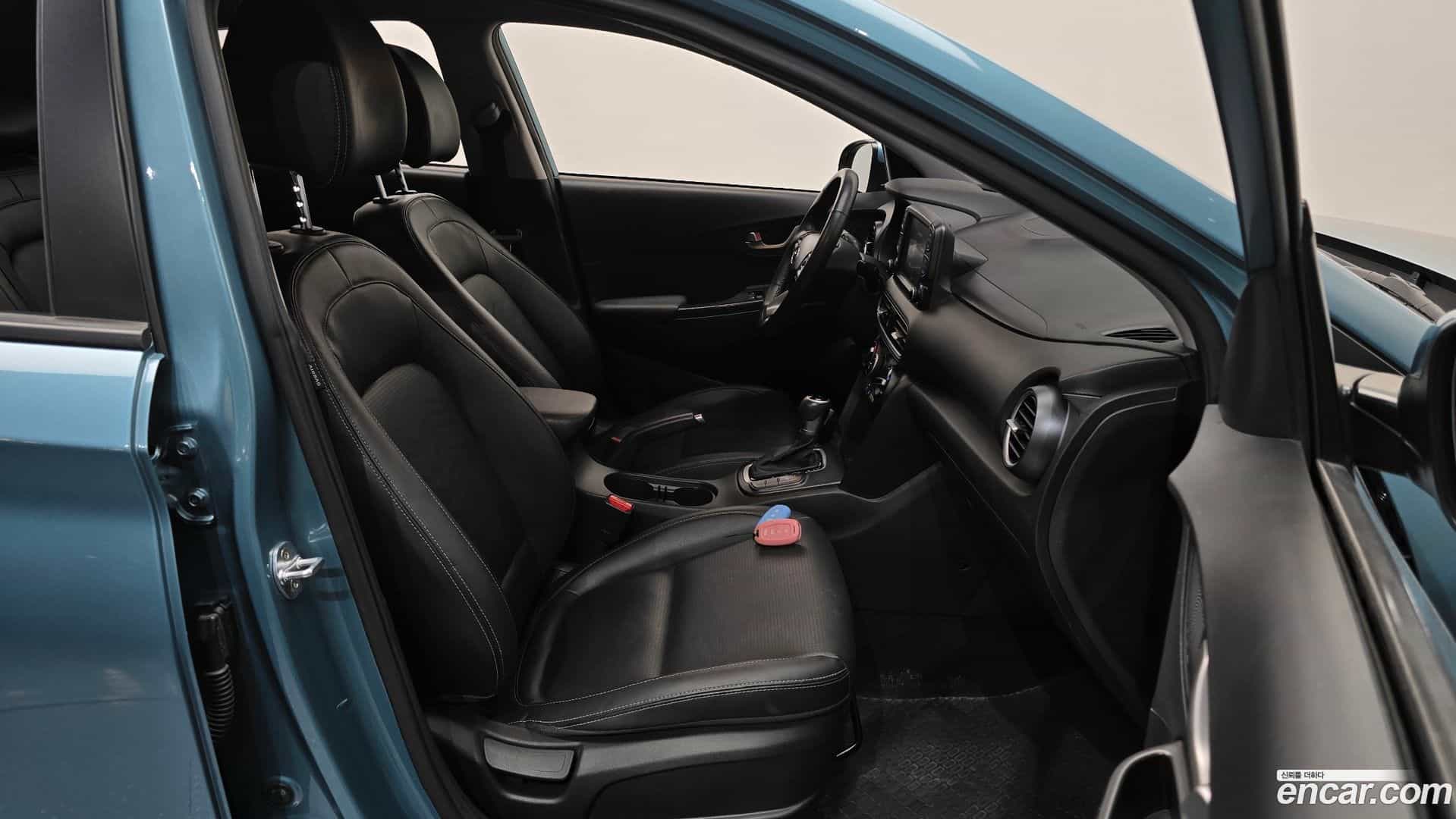 Kona Hyundai 2018.3-INNER-036