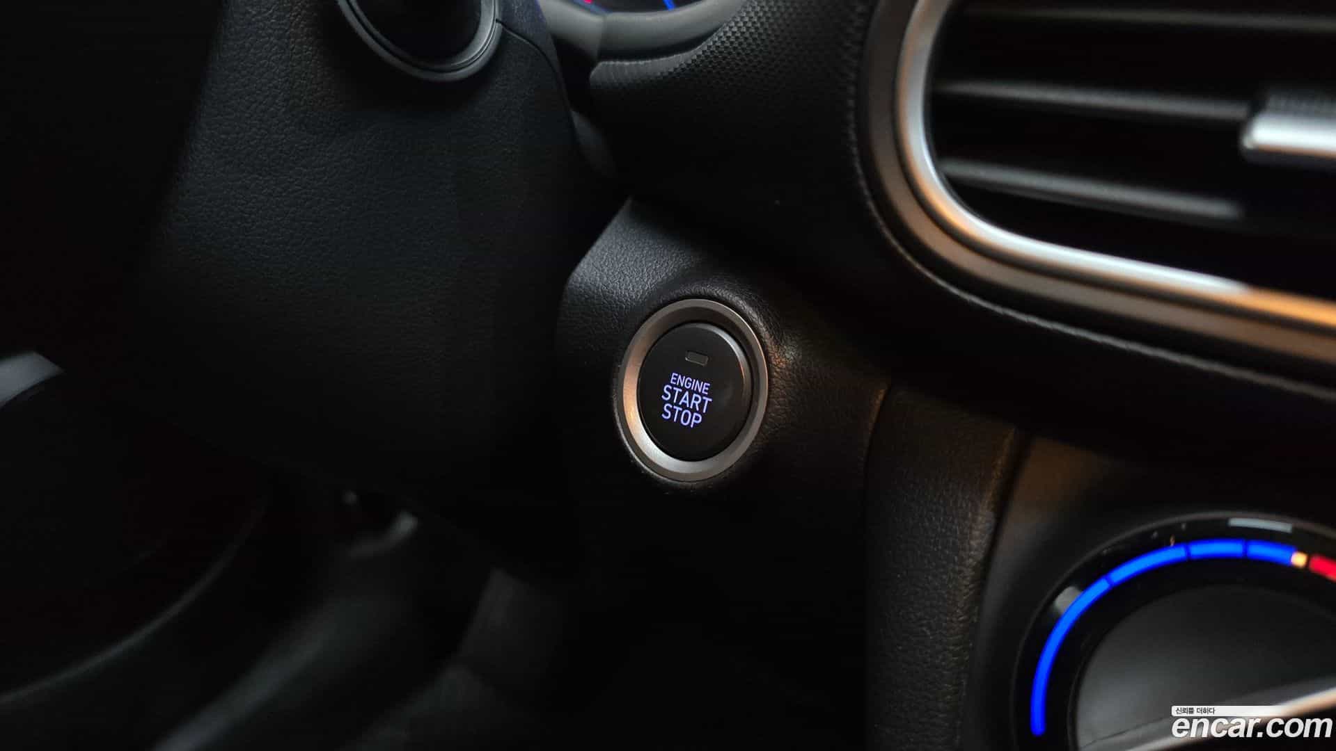 Kona Hyundai 2018.3-OPTION-040