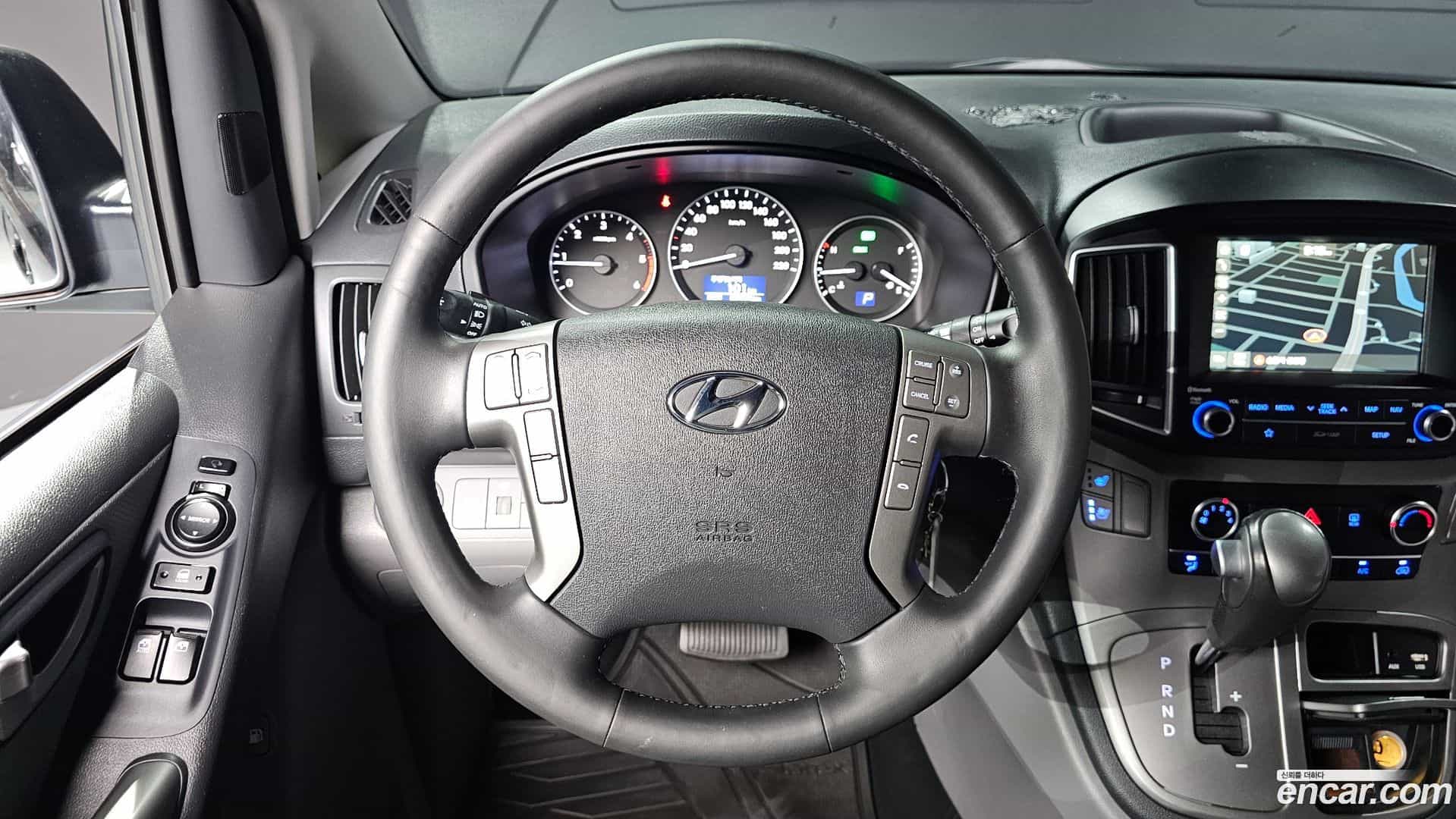 Starex Hyundai 2018.9-OPTION-017