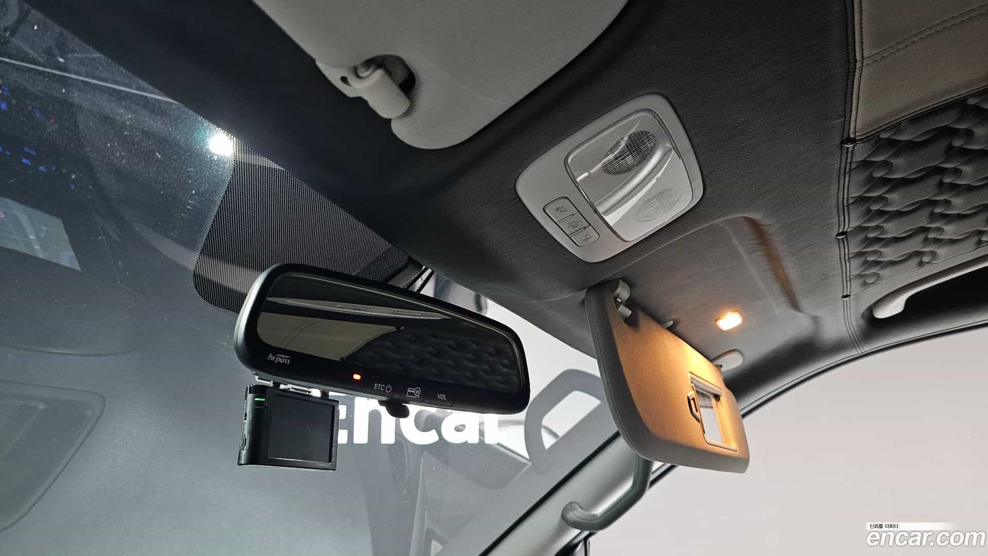 Starex Hyundai 2018.9-OPTION-021