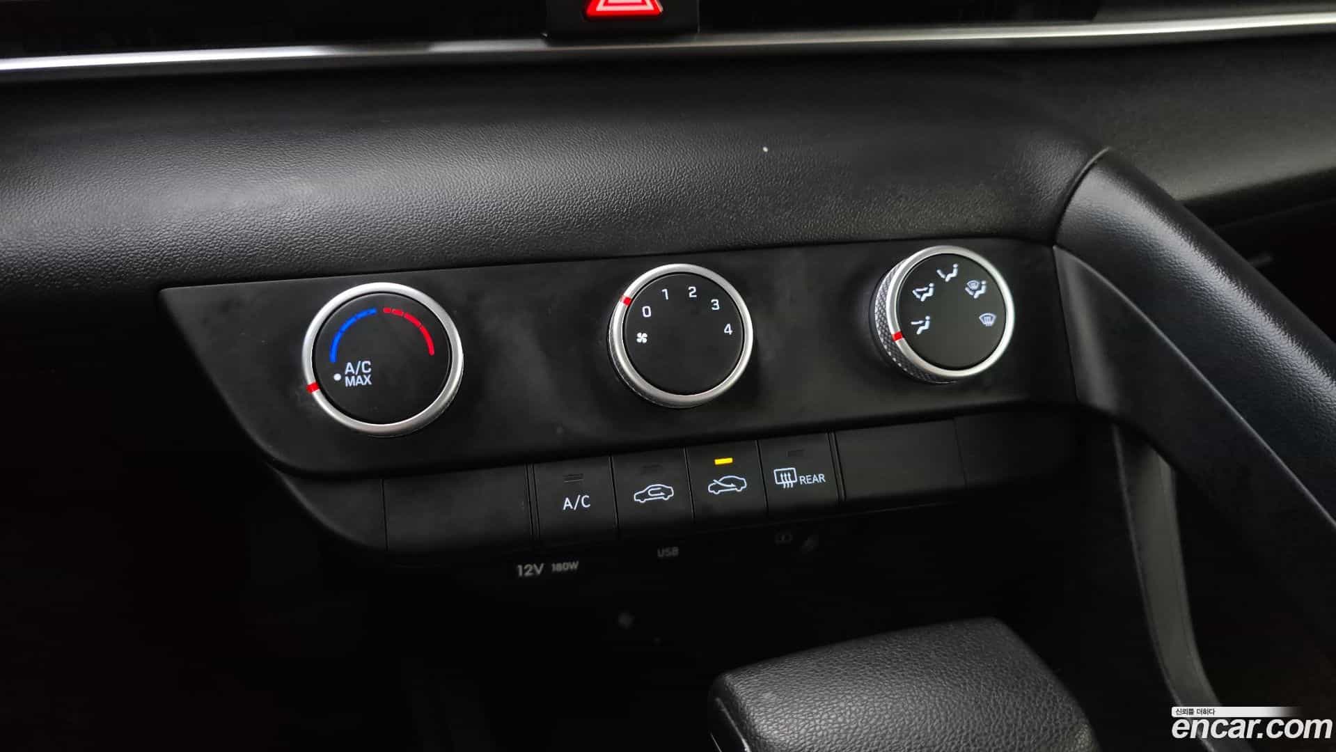 AVANTE Hyundai 2022.3-OPTION-022