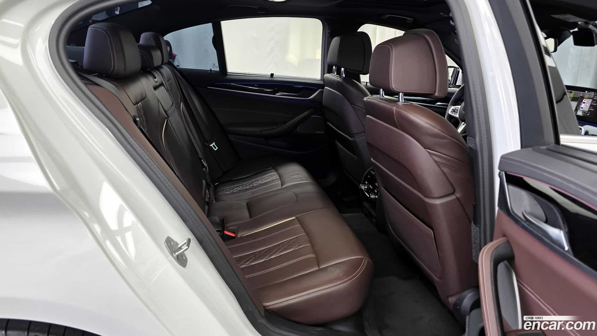 5-Series BMW 2023.5-OPTION-016