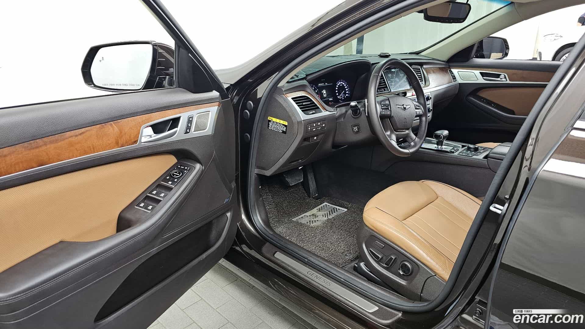 G80 Genesis 2017.10-INNER-010
