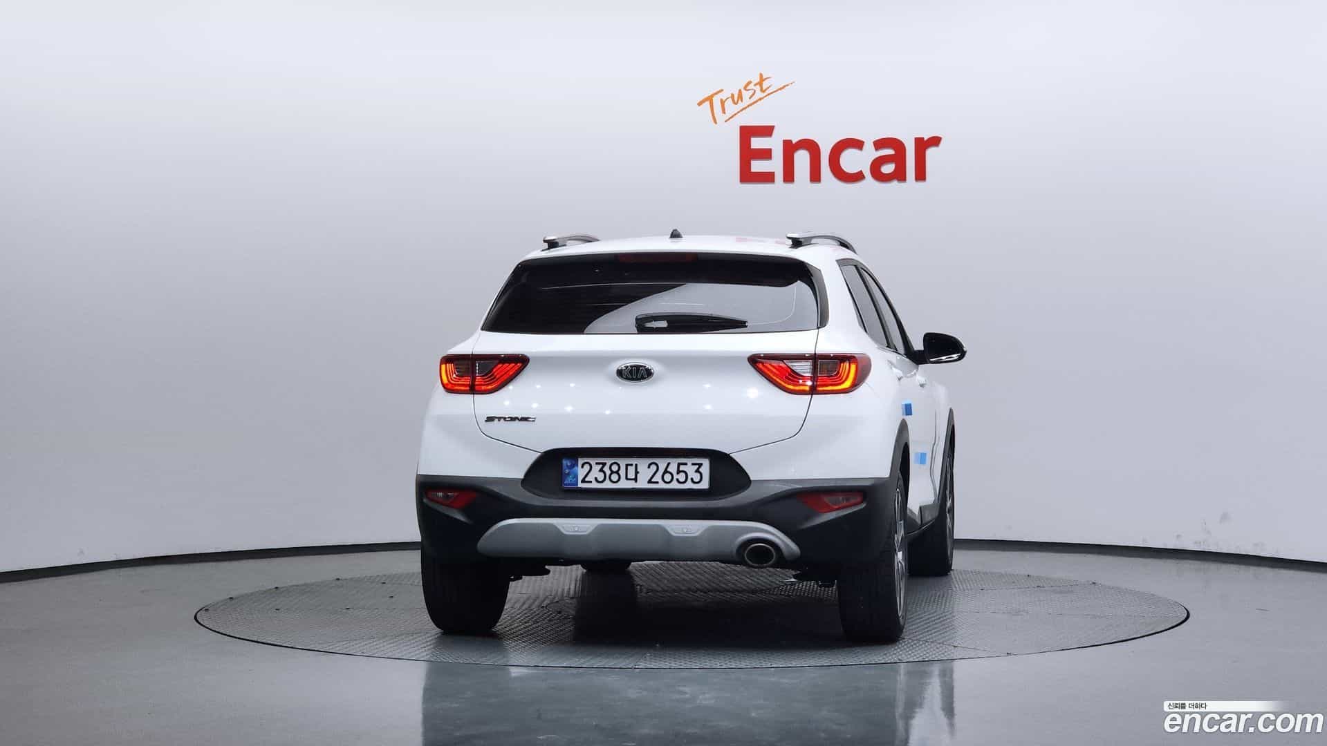 Stonic Kia 2019.4-OUTER-004