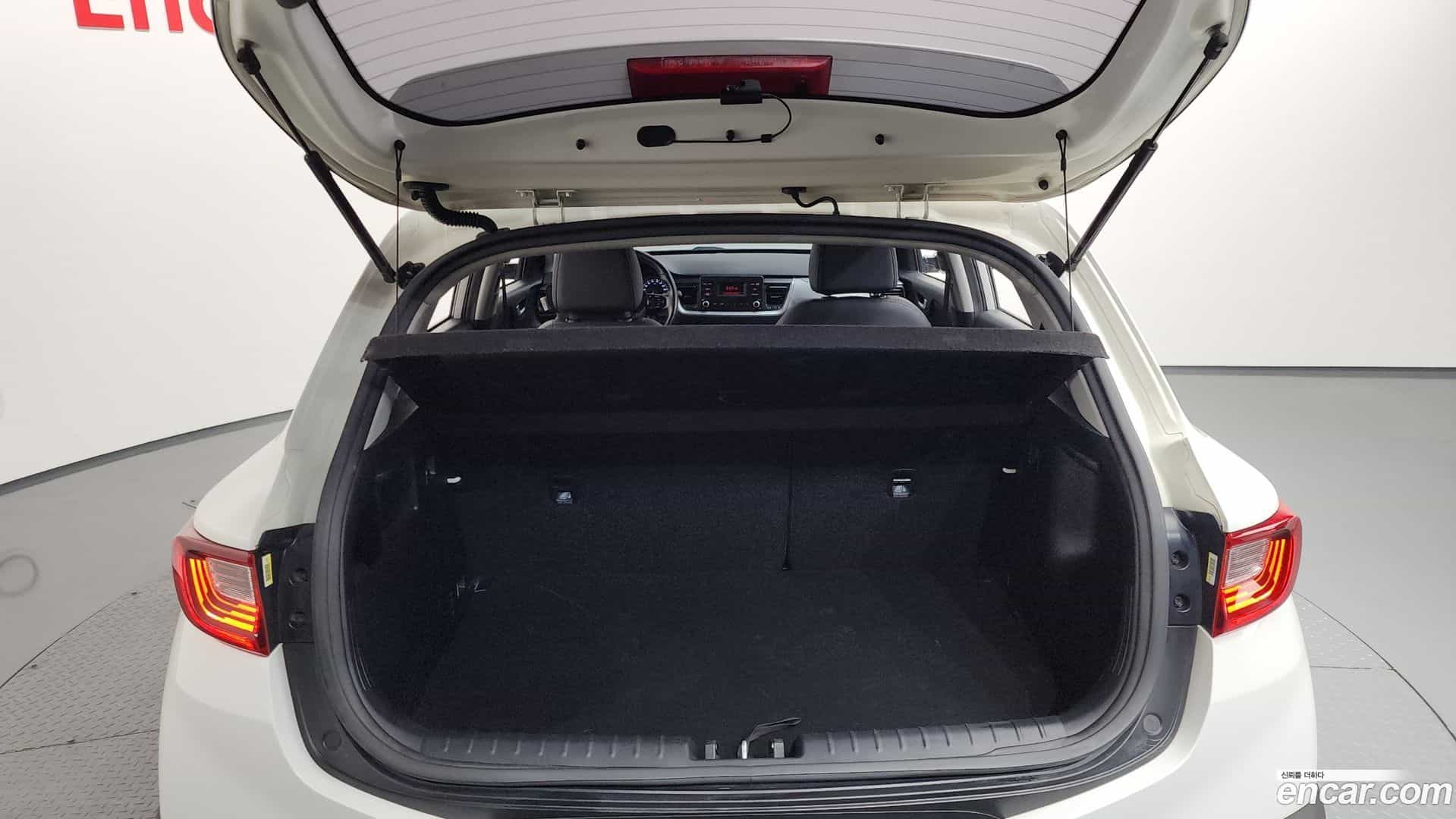 Stonic Kia 2019.4-OPTION-022