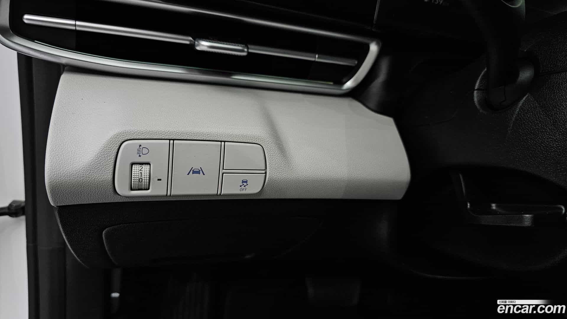 AVANTE Hyundai 2020.3-OPTION-019