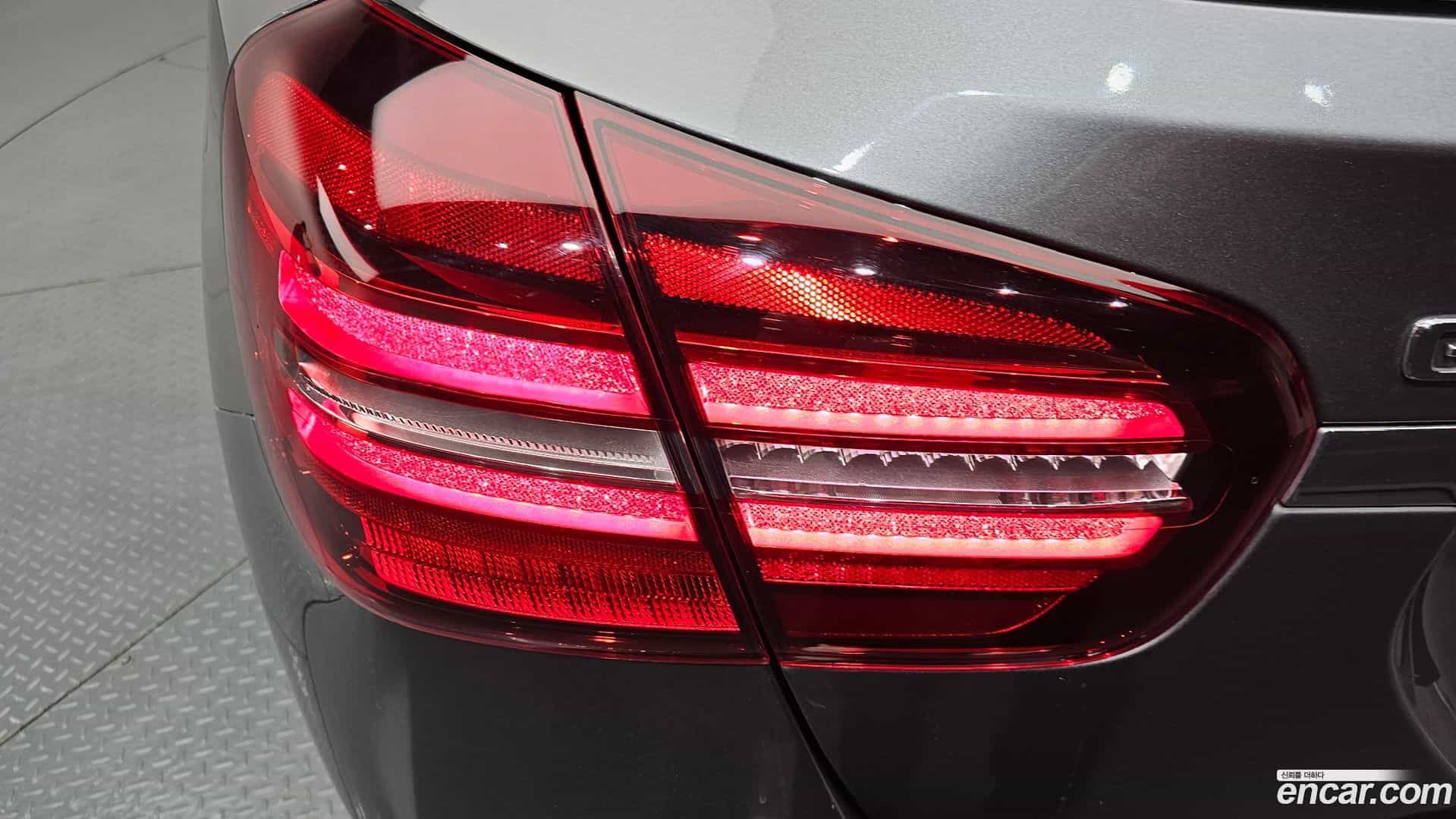 GLA-Class Mercedes-Benz 2019.6-OUTER-033