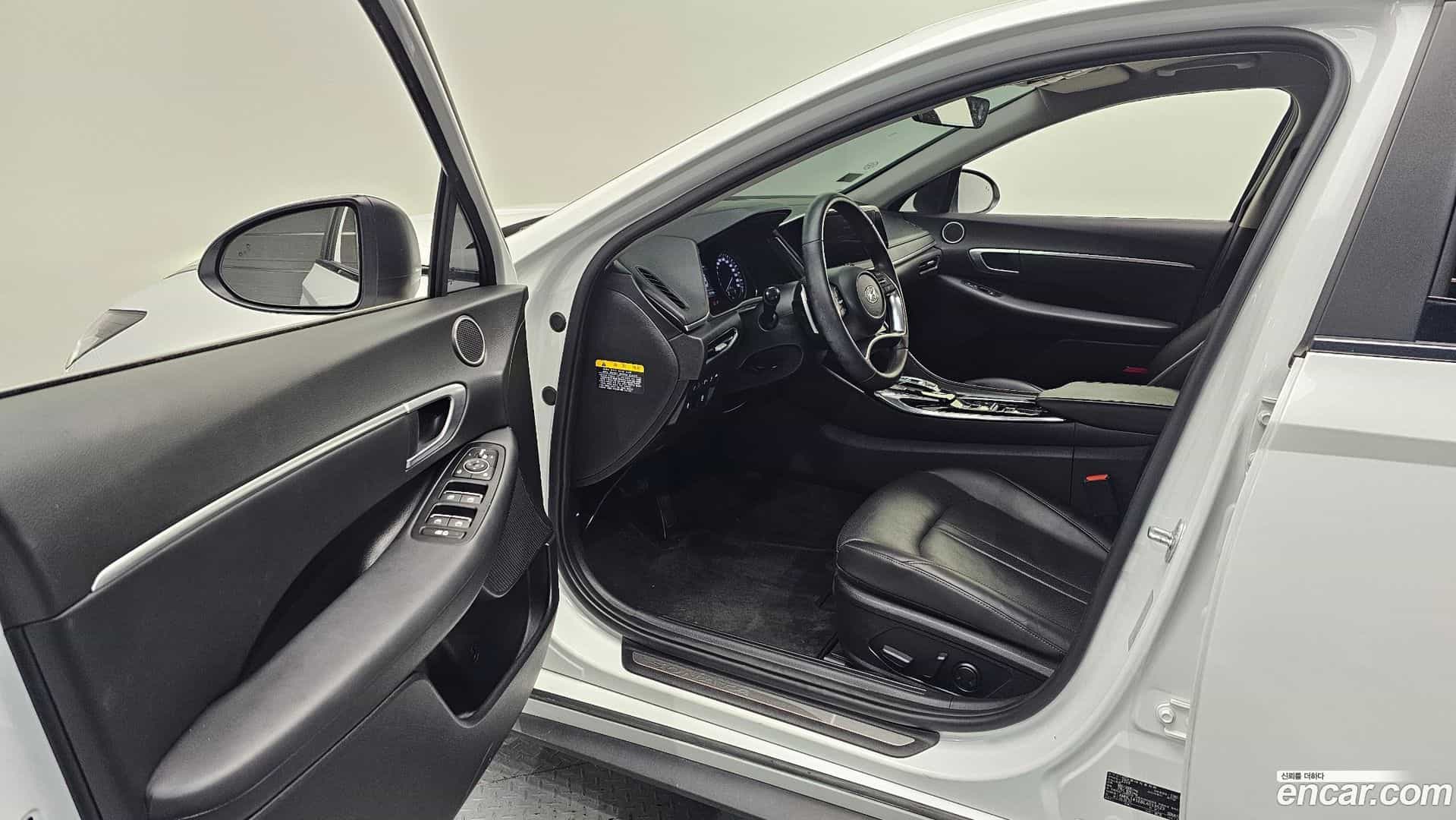 Sonata Hyundai 2019.4-INNER-010