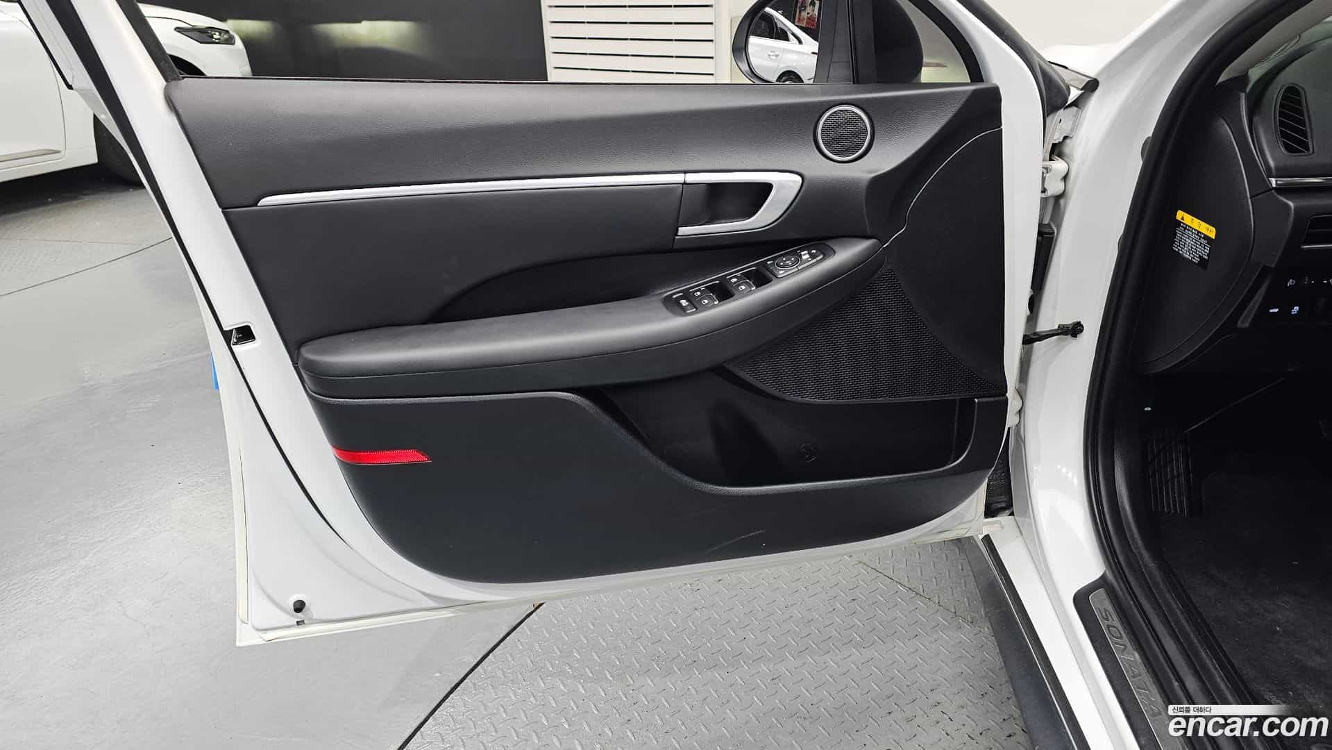 Sonata Hyundai 2019.4-INNER-034