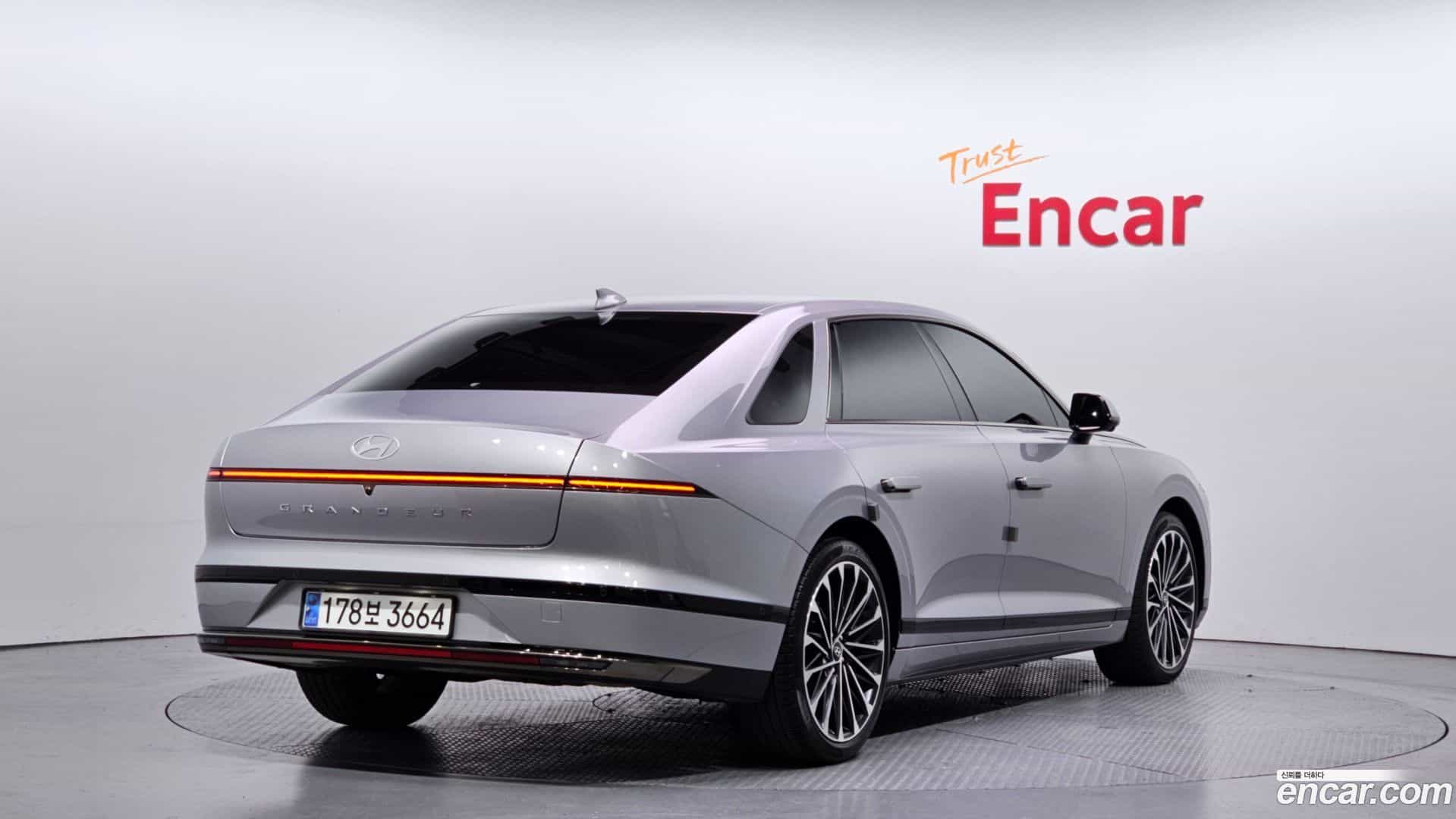 Grandeur Hyundai 2023.5-OUTER-002