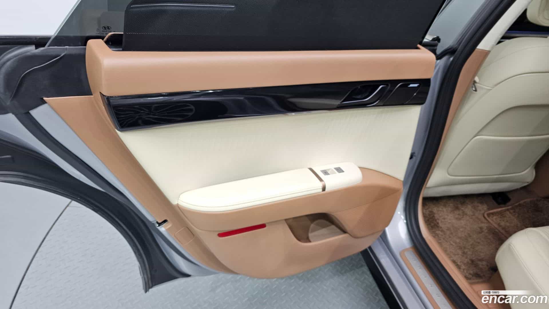 Grandeur Hyundai 2023.5-INNER-035