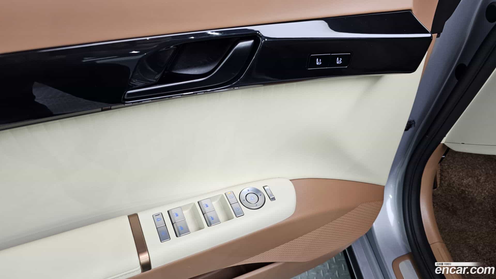 Grandeur Hyundai 2023.5-OPTION-043