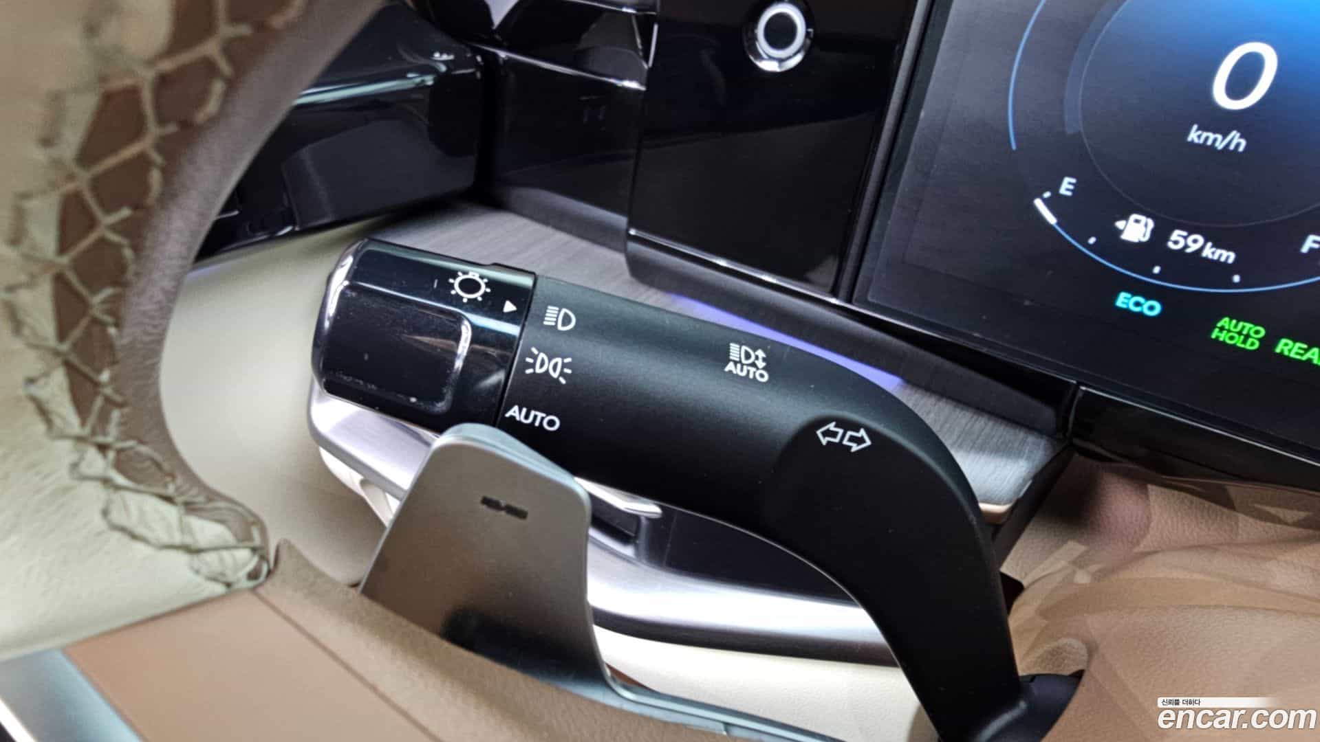 Grandeur Hyundai 2023.5-OPTION-046
