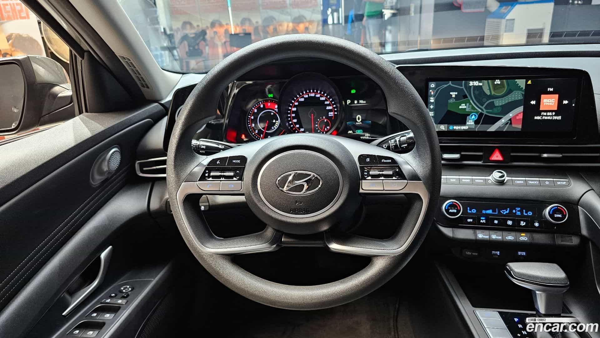 AVANTE Hyundai 2021.3-OPTION-017