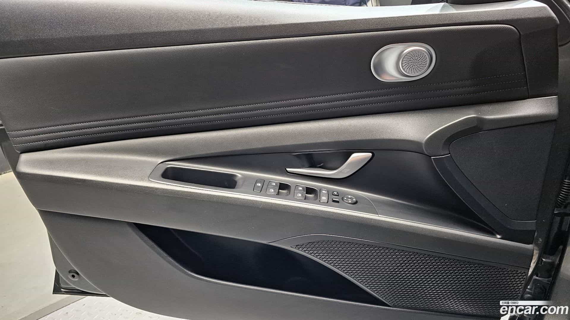 AVANTE Hyundai 2021.3-INNER-034