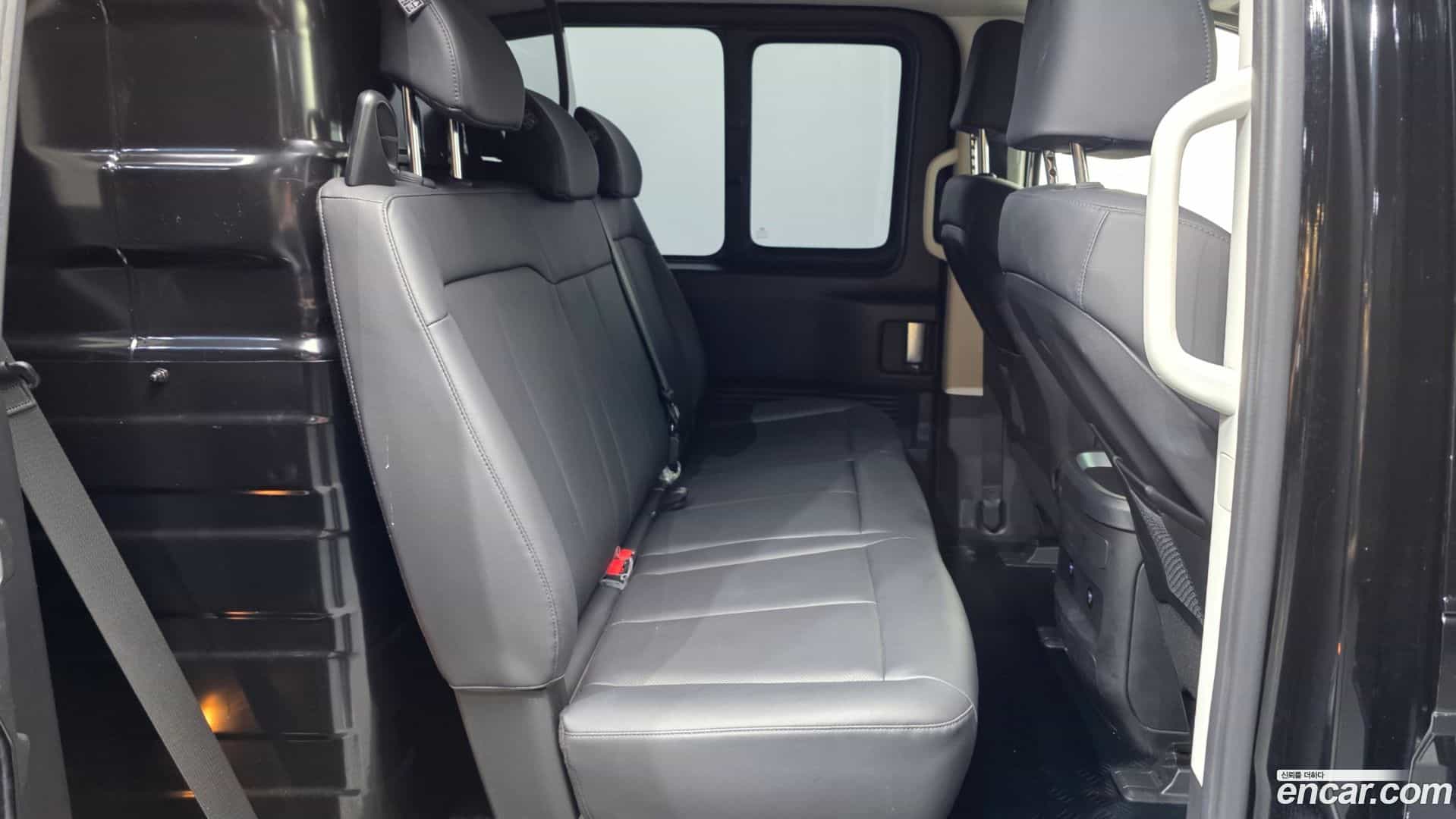 Staria Hyundai 2023.5-OPTION-016