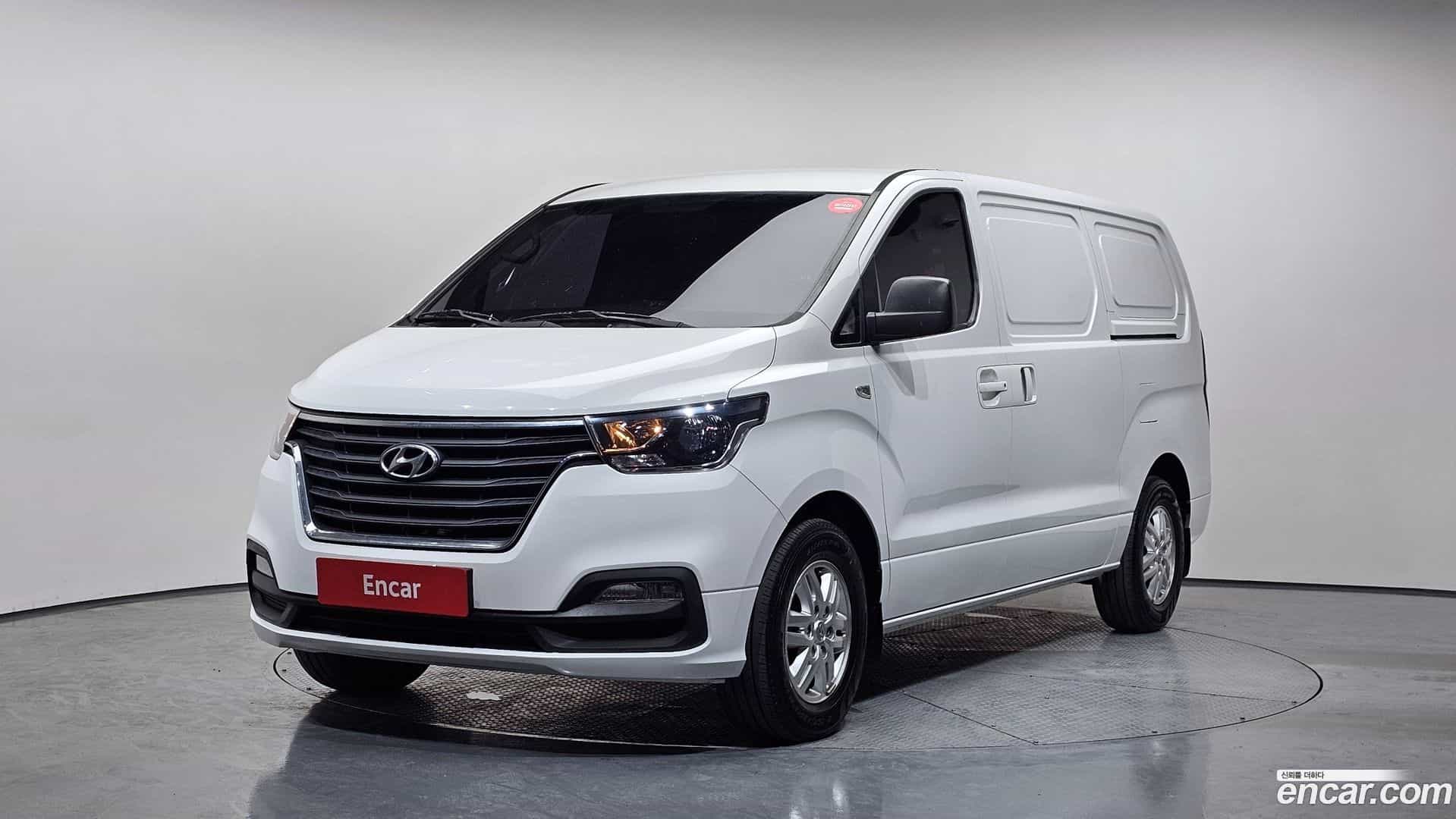 Starex Hyundai 2018.11-OUTER-001