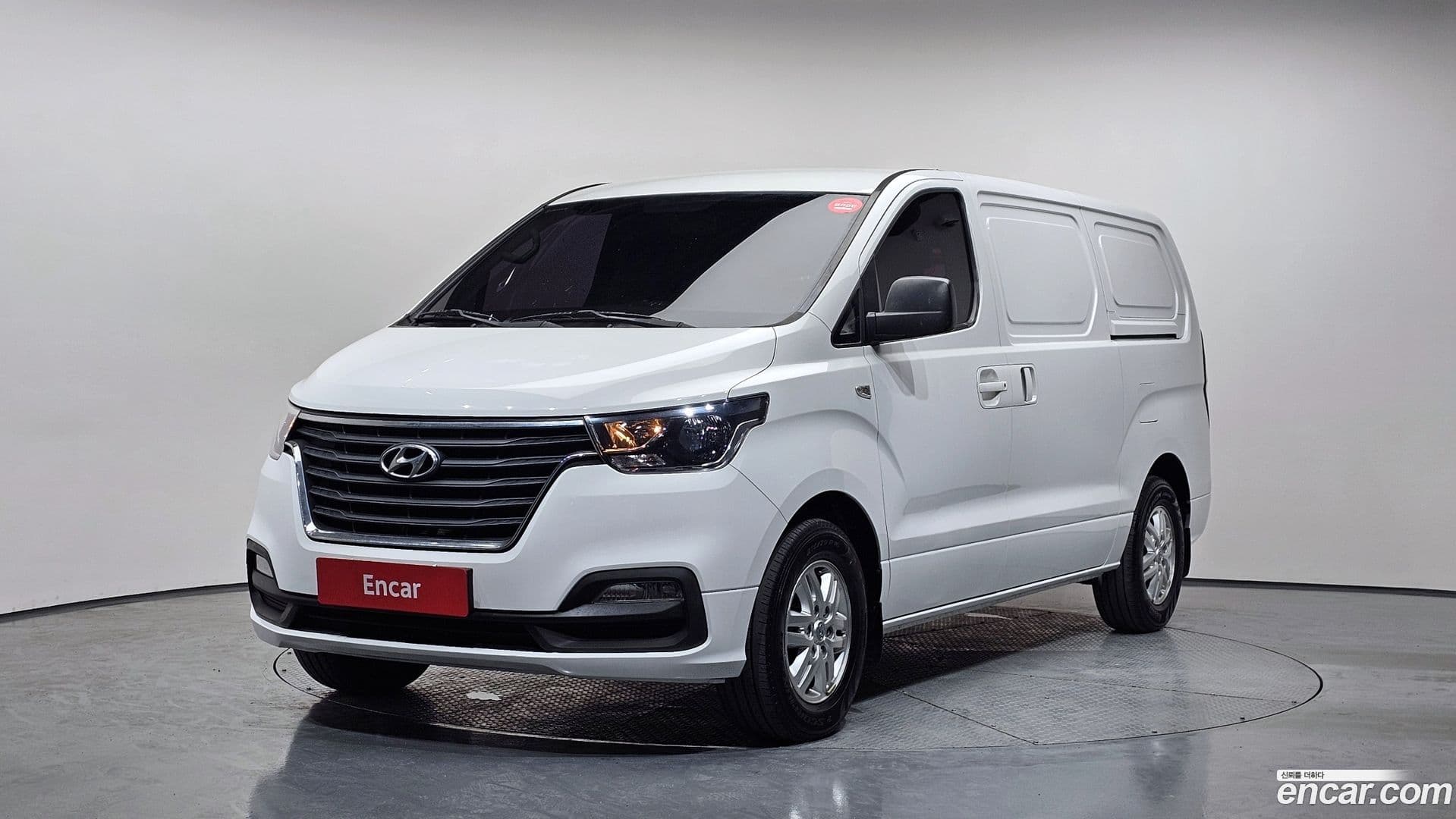 Main__Slider__Photo:Starex Hyundai 2018.11-0