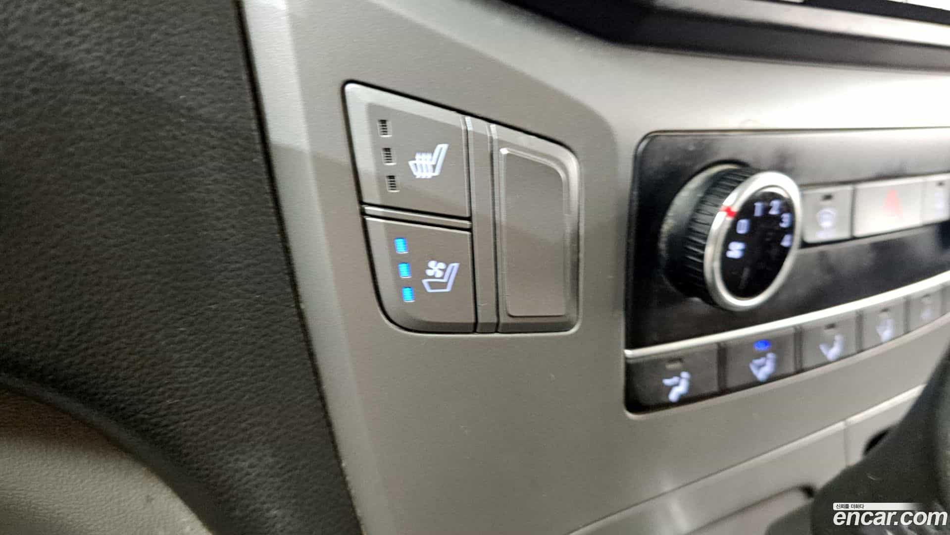 Starex Hyundai 2018.11-OPTION-022