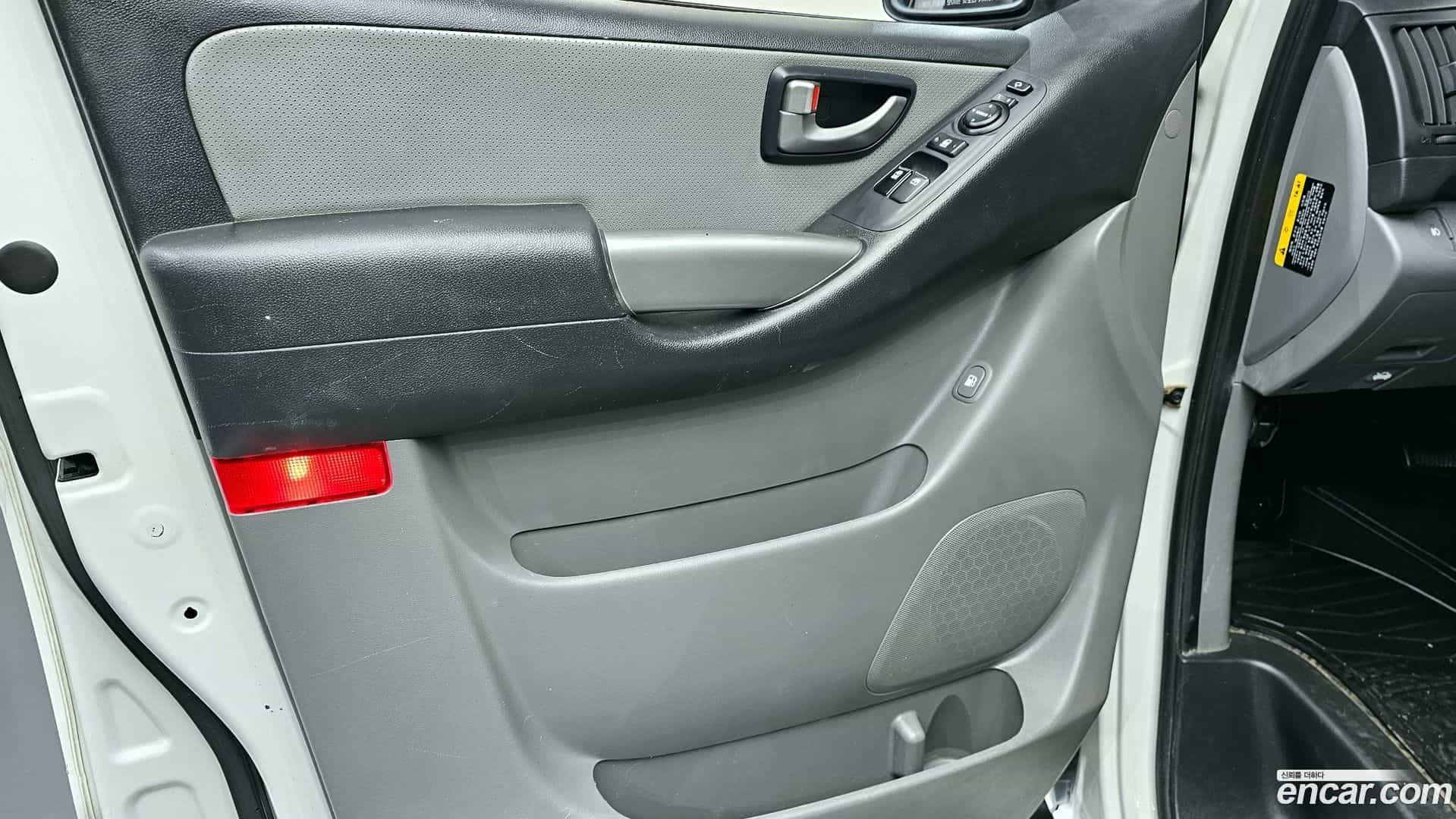 Starex Hyundai 2018.11-INNER-034