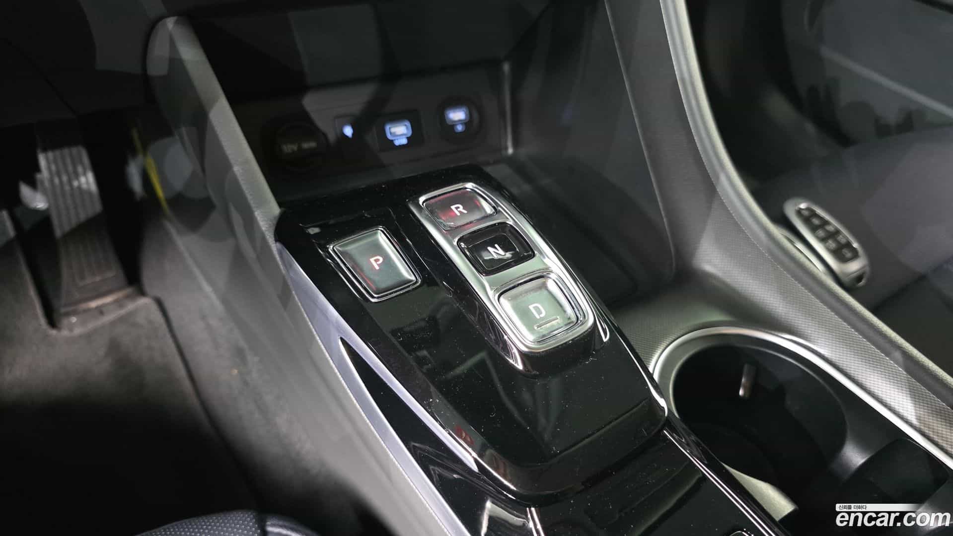 Sonata Hyundai 2023.2-INNER-009