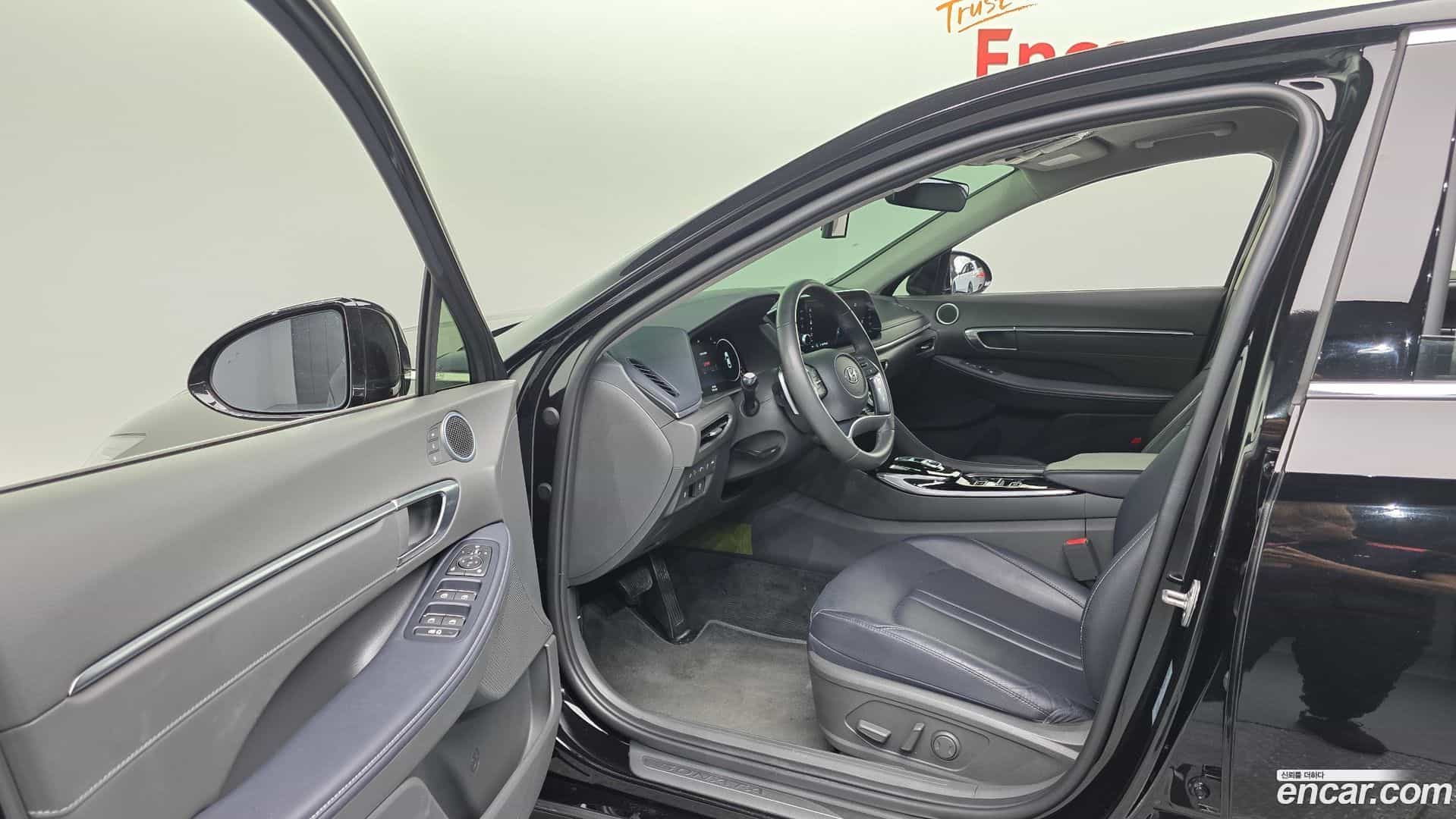 Sonata Hyundai 2023.2-OPTION-016