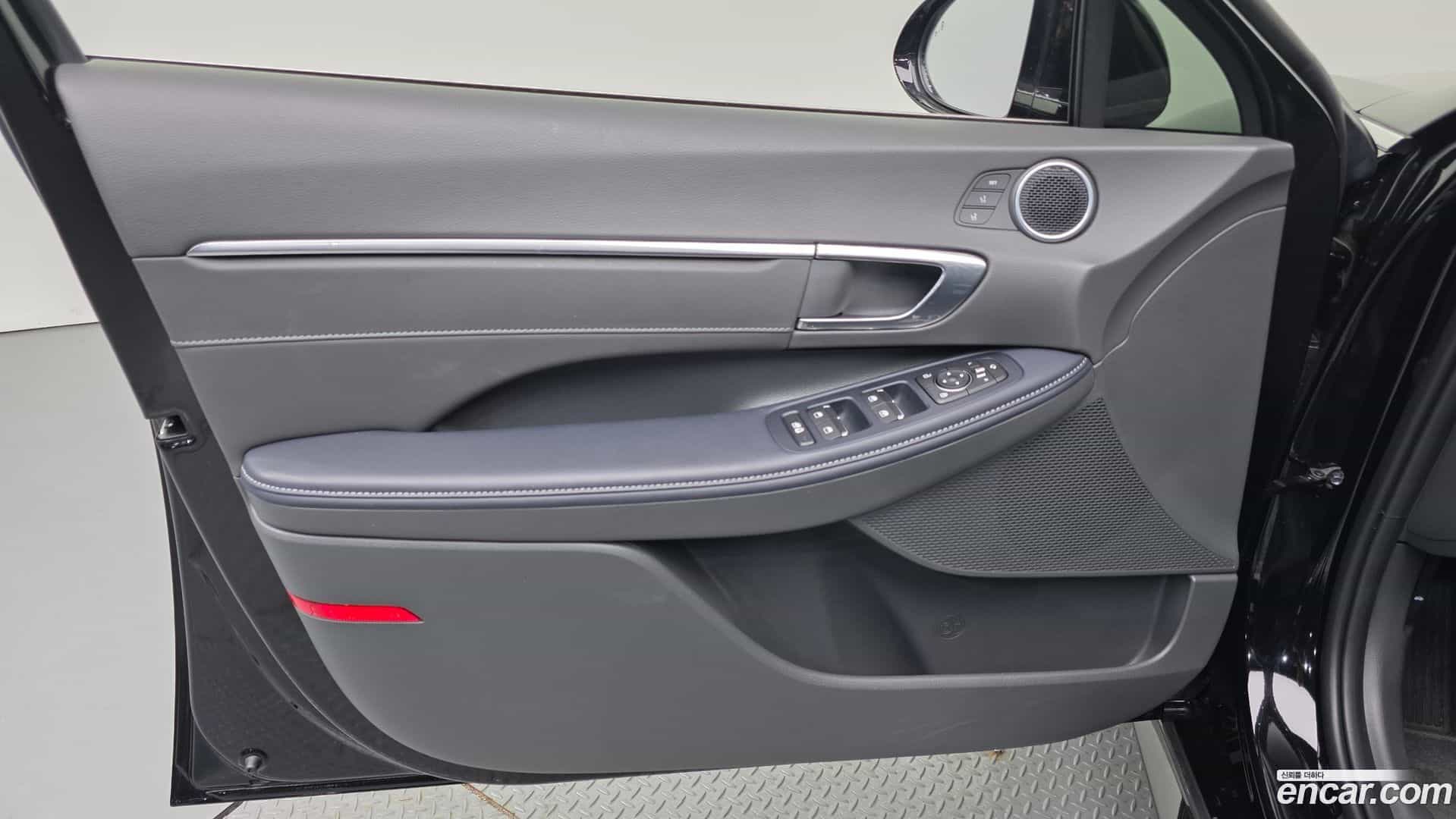 Sonata Hyundai 2023.2-INNER-034