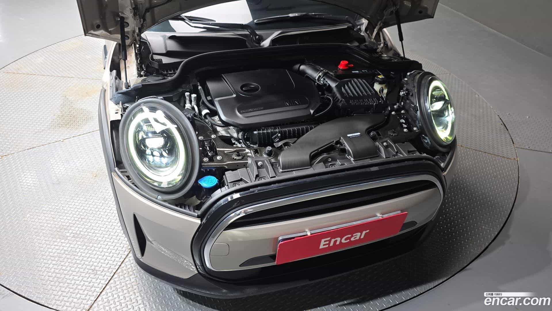 Cooper Mini 2022.1-OUTER-006