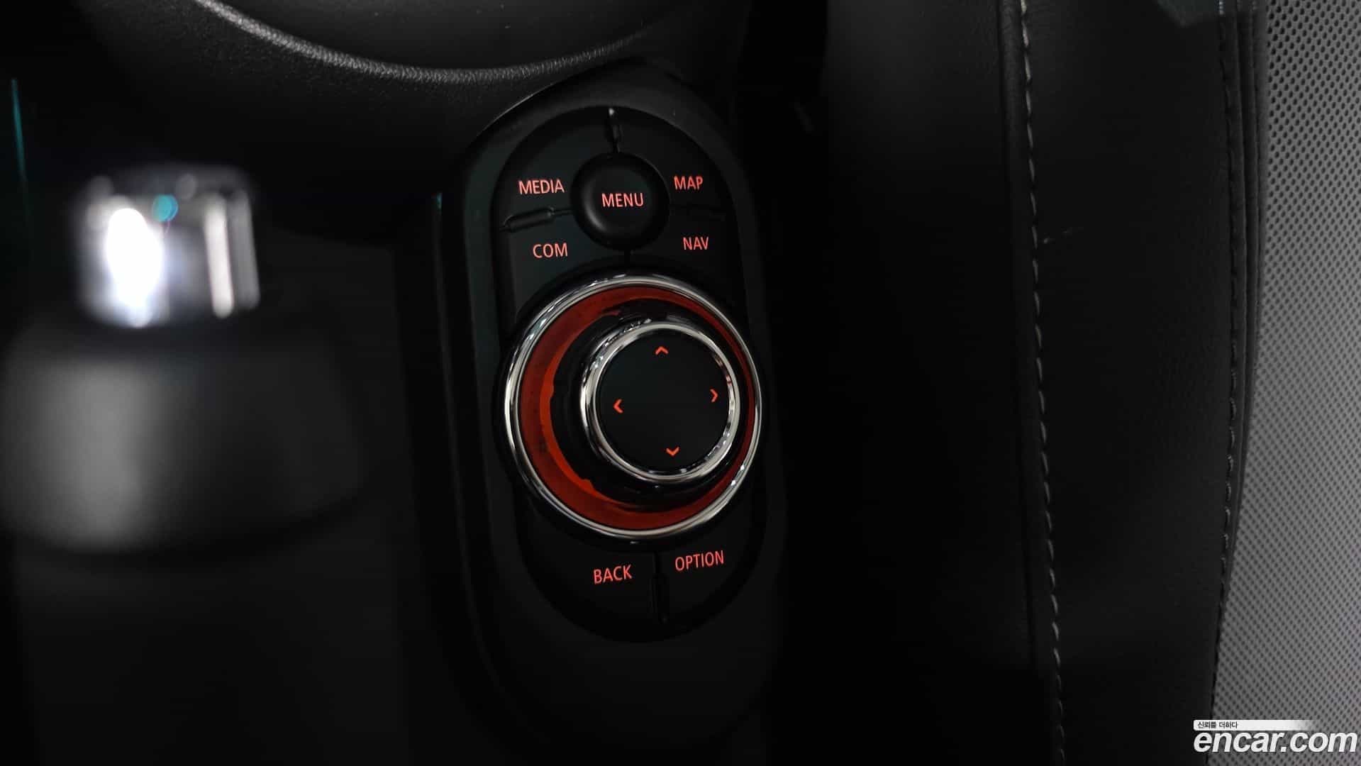 Cooper Mini 2022.1-OPTION-043