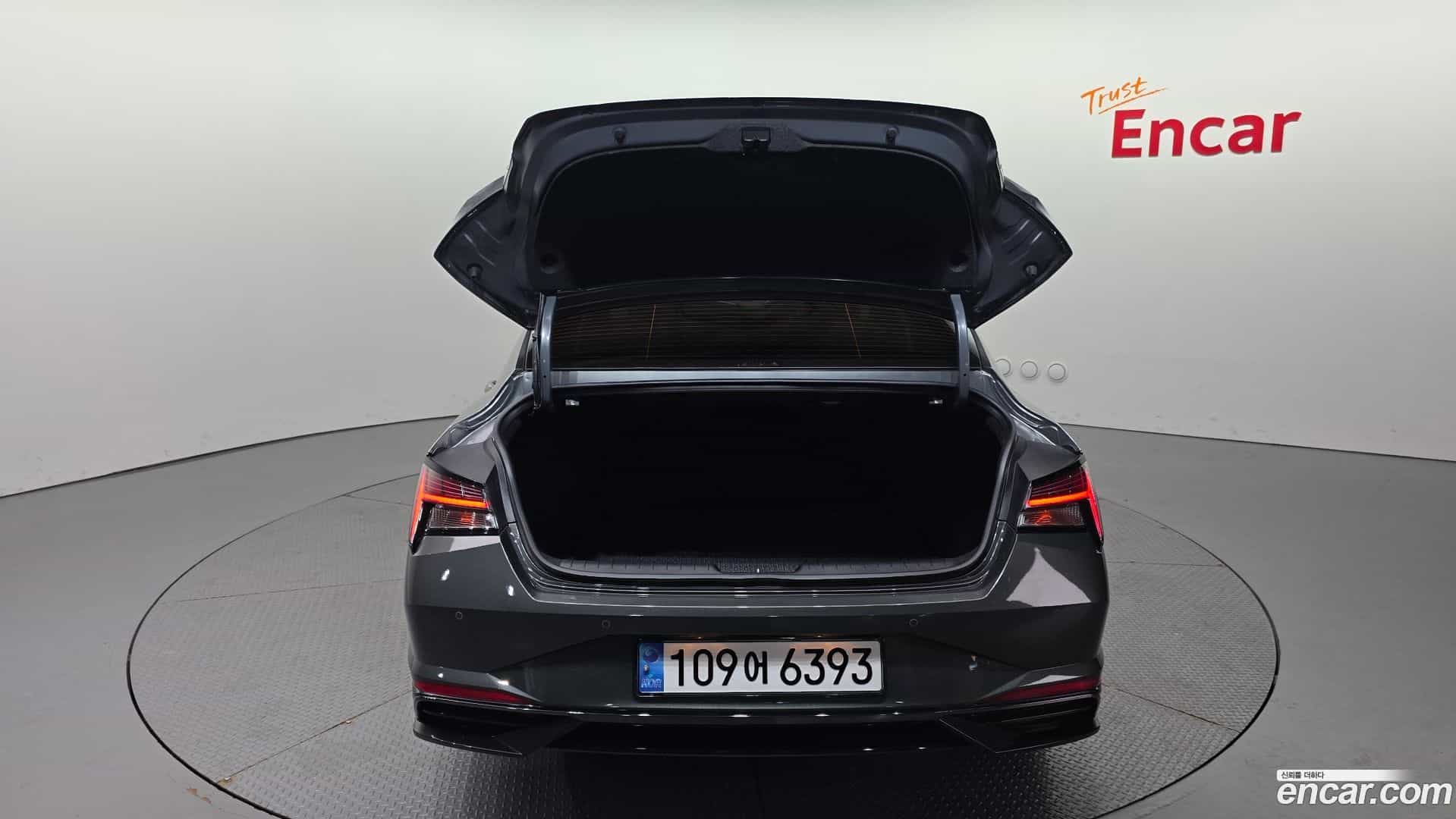 AVANTE Hyundai 2022.11-OPTION-024