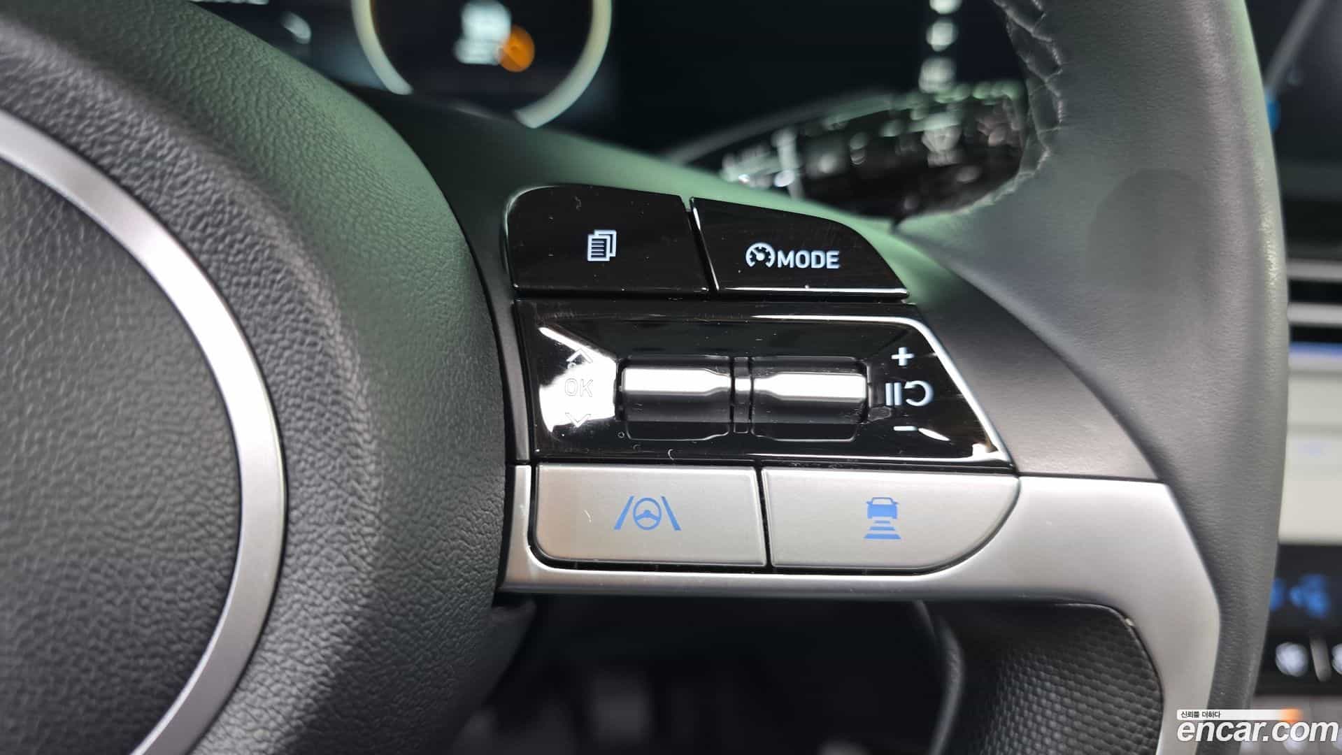 AVANTE Hyundai 2022.11-OPTION-044