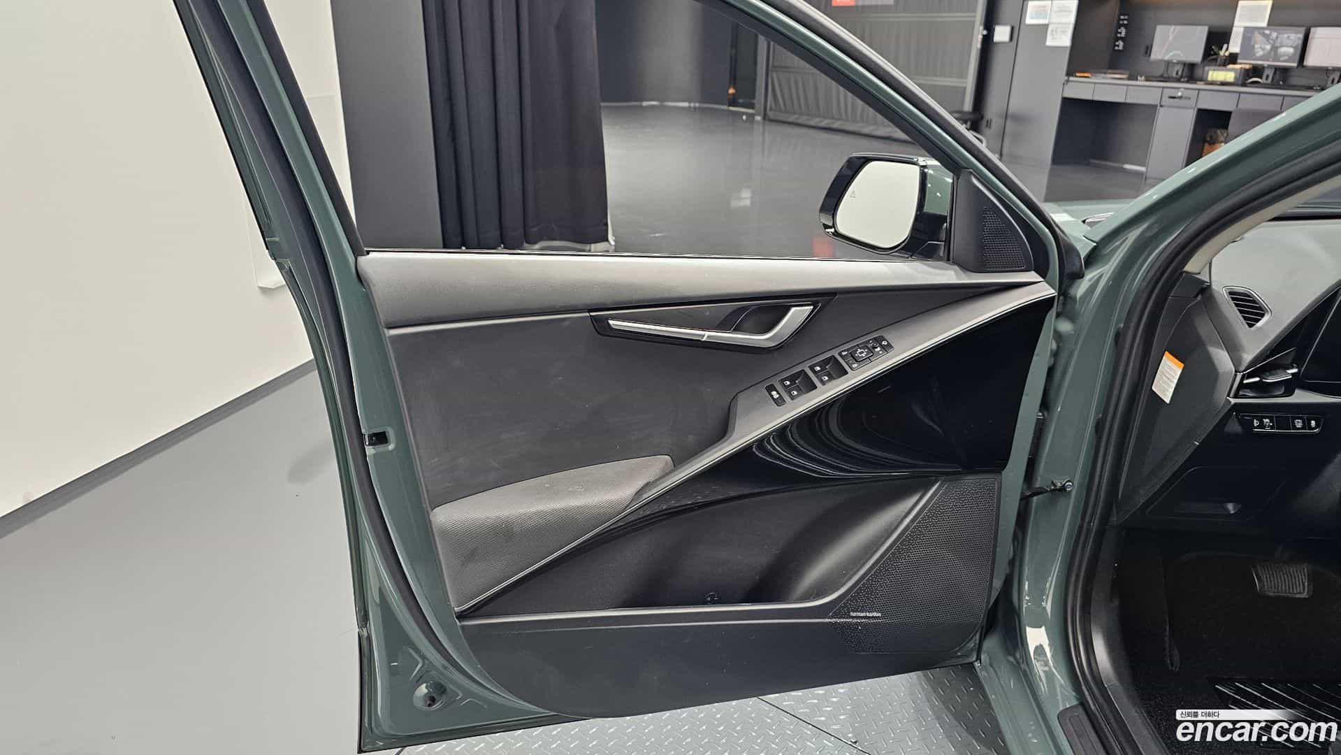 Niro Kia 2022.3-INNER-034