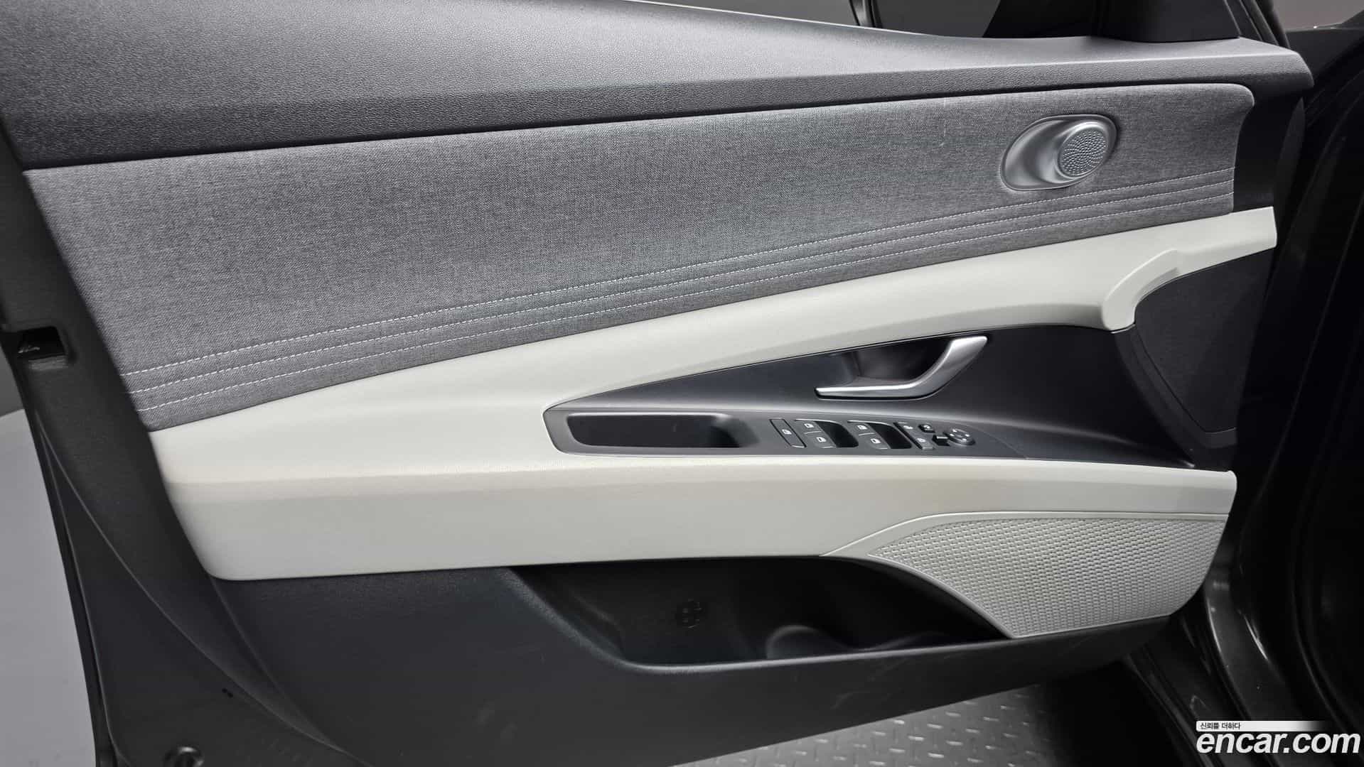 AVANTE Hyundai 2021.3-INNER-034