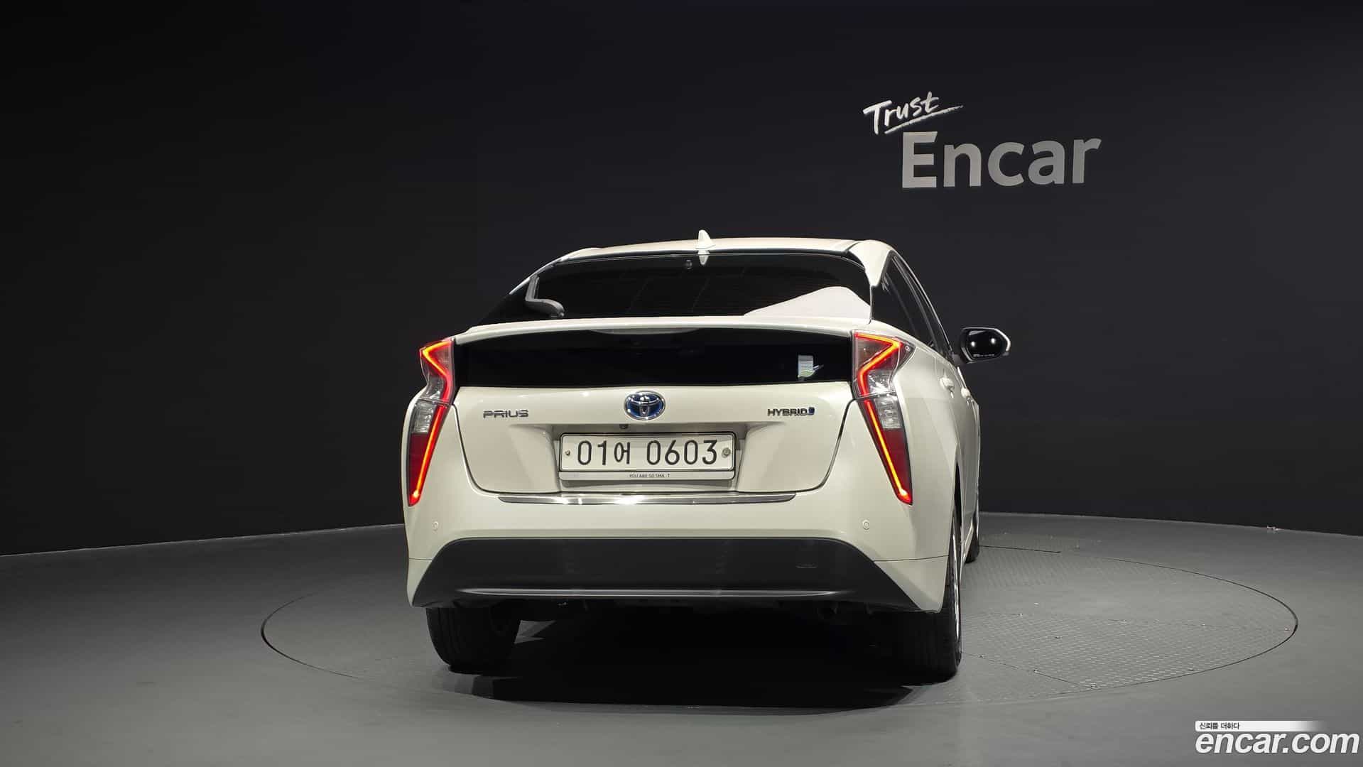 Prius Toyota 2016.6-OUTER-004