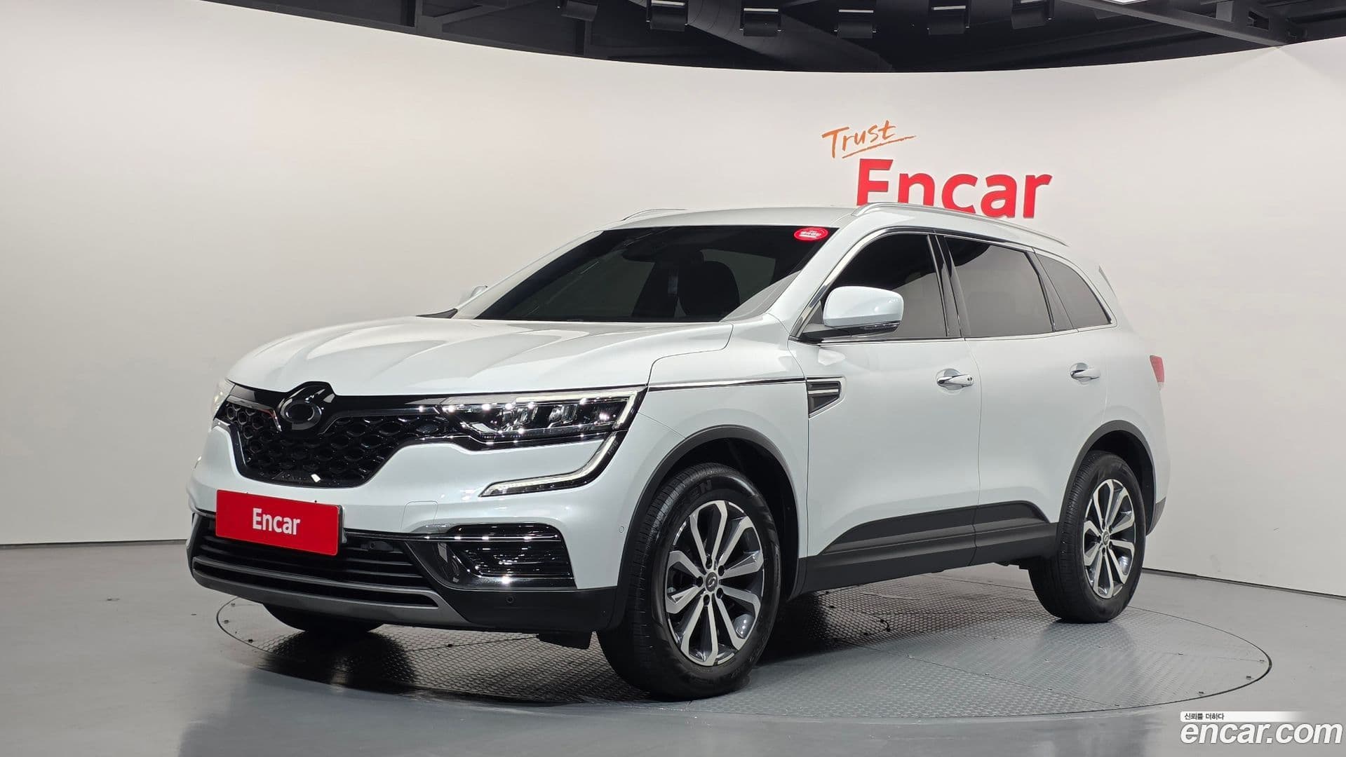 Main__Slider__Photo:QM6 Renault Korea 2021.9-0