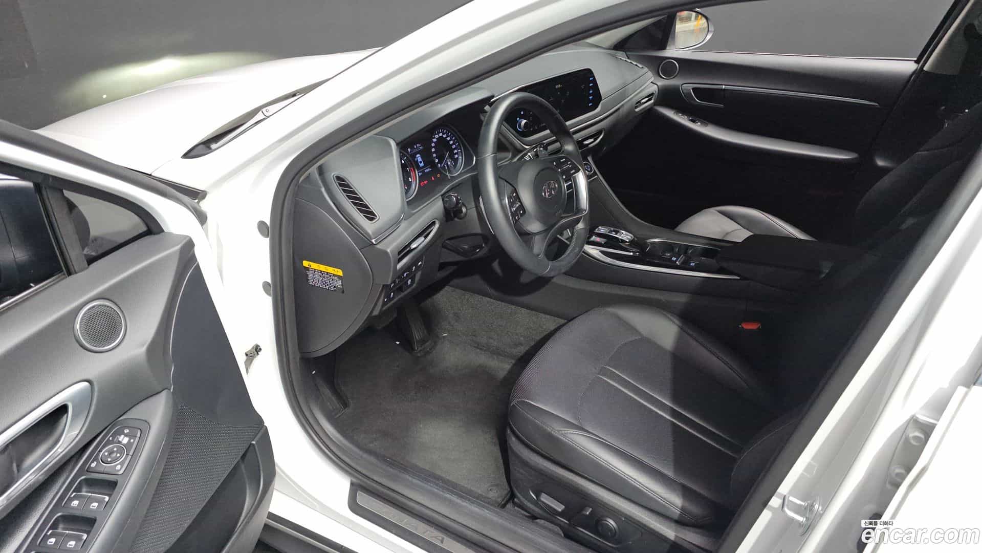 Sonata Hyundai 2019.4-INNER-010