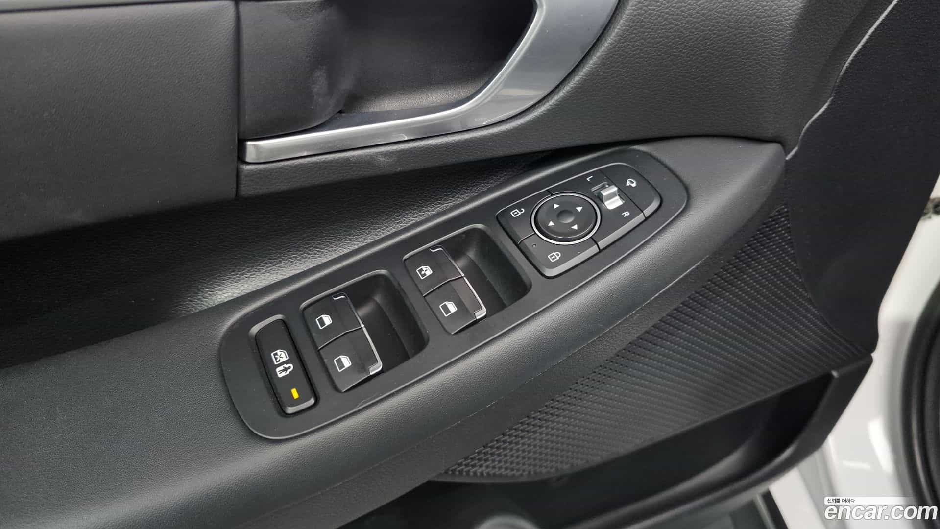 Sonata Hyundai 2019.4-OPTION-021